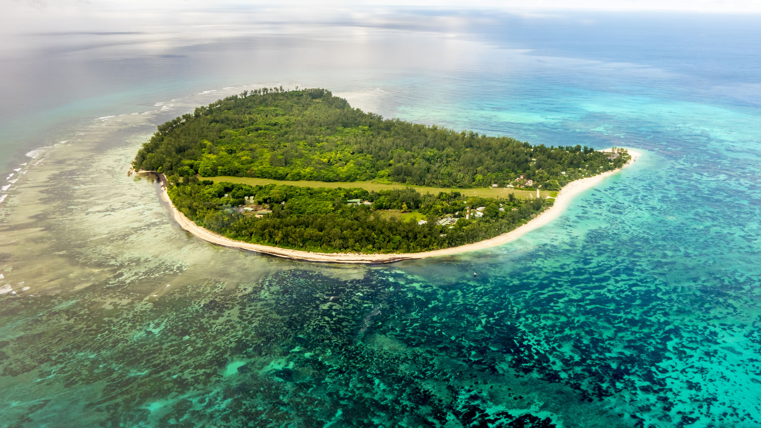 Denis Island Hotel