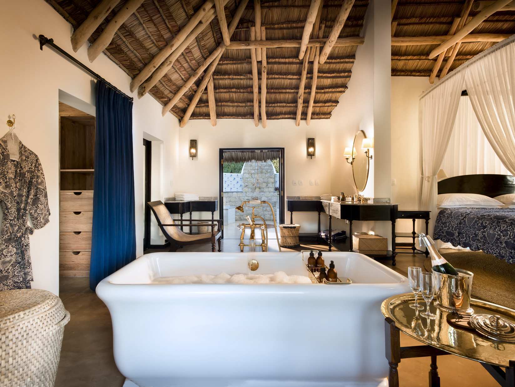 The indoor bathtub of a casita or villa of andBeyond Benguerra Island. It's old-fashioned in style.