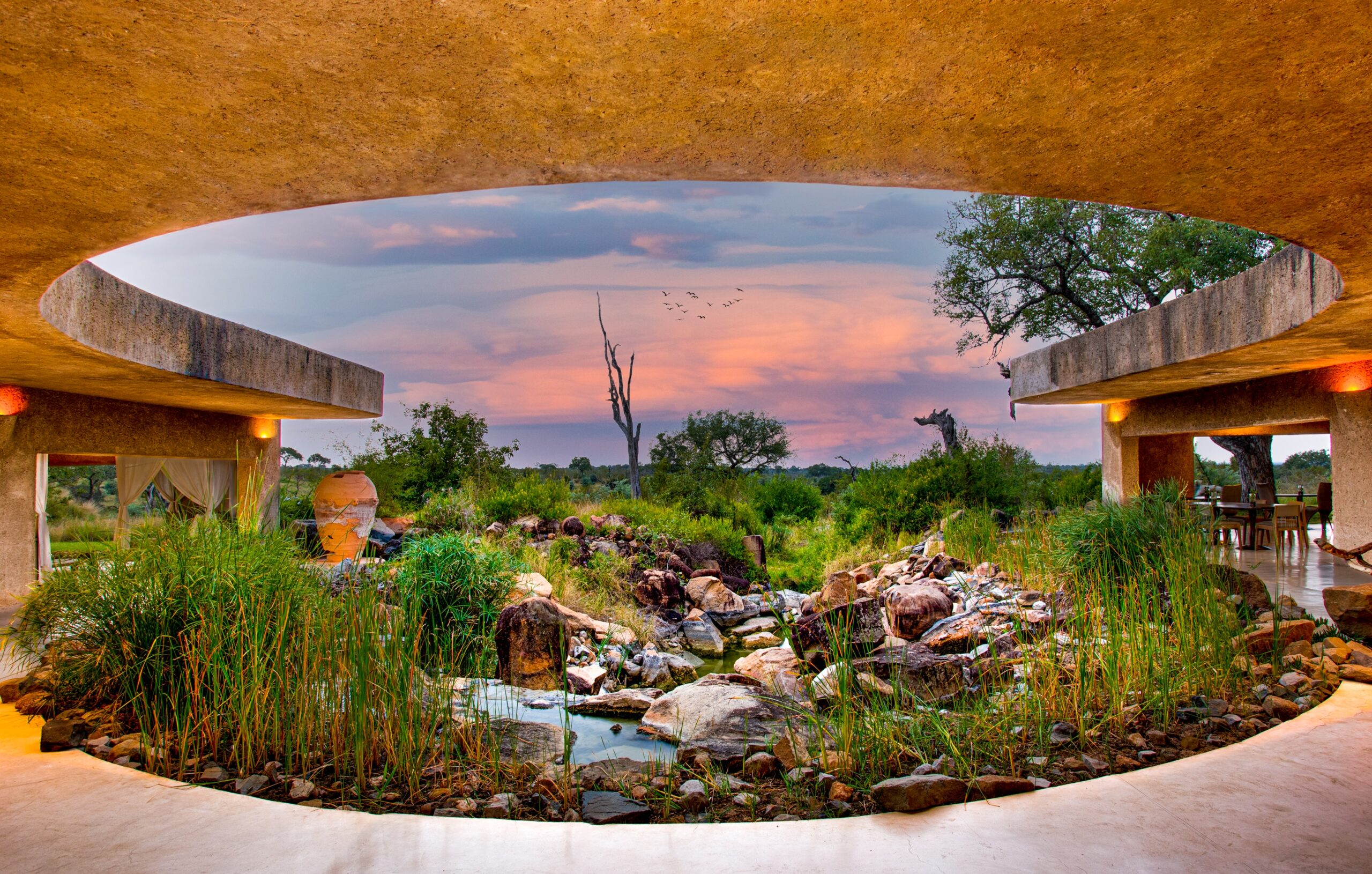16日迄【ホールアース】EARTH HARMONY LODGE Earth Lodge | Luxury Lodge In South Africa