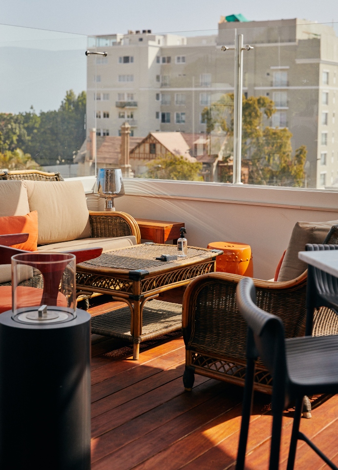 Hotel B