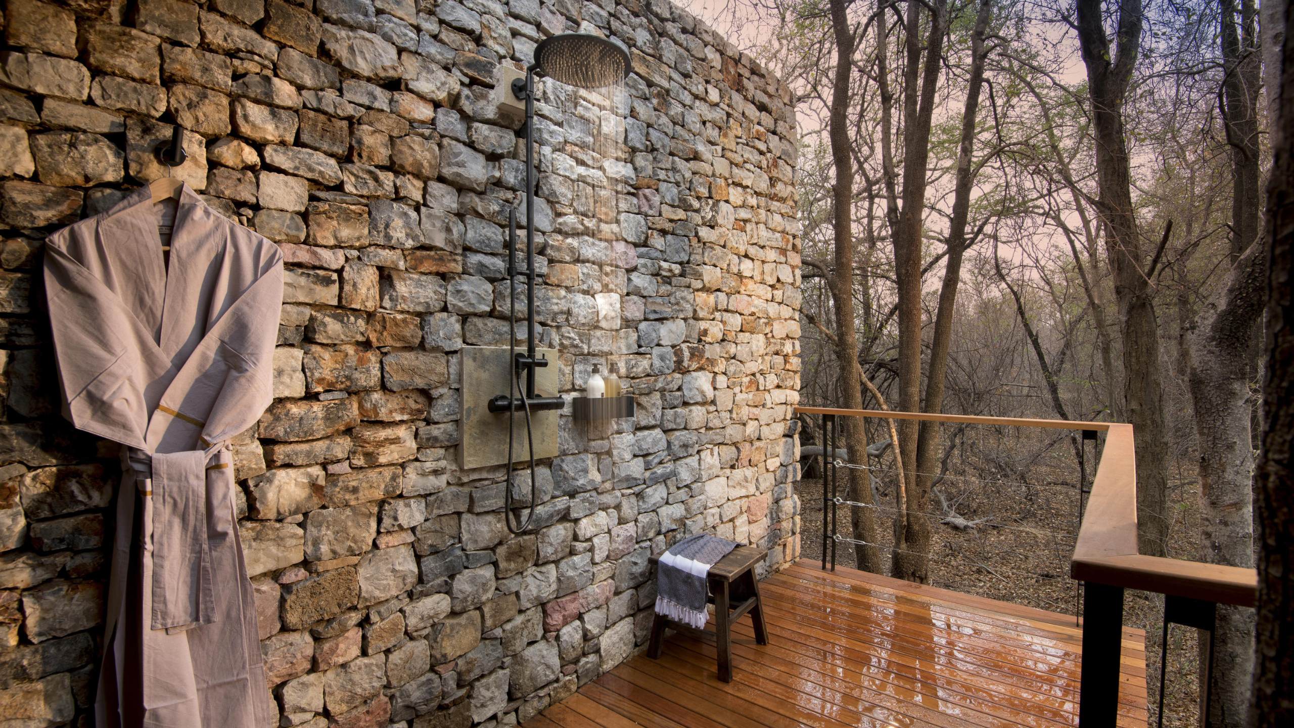 Morukuru River House
