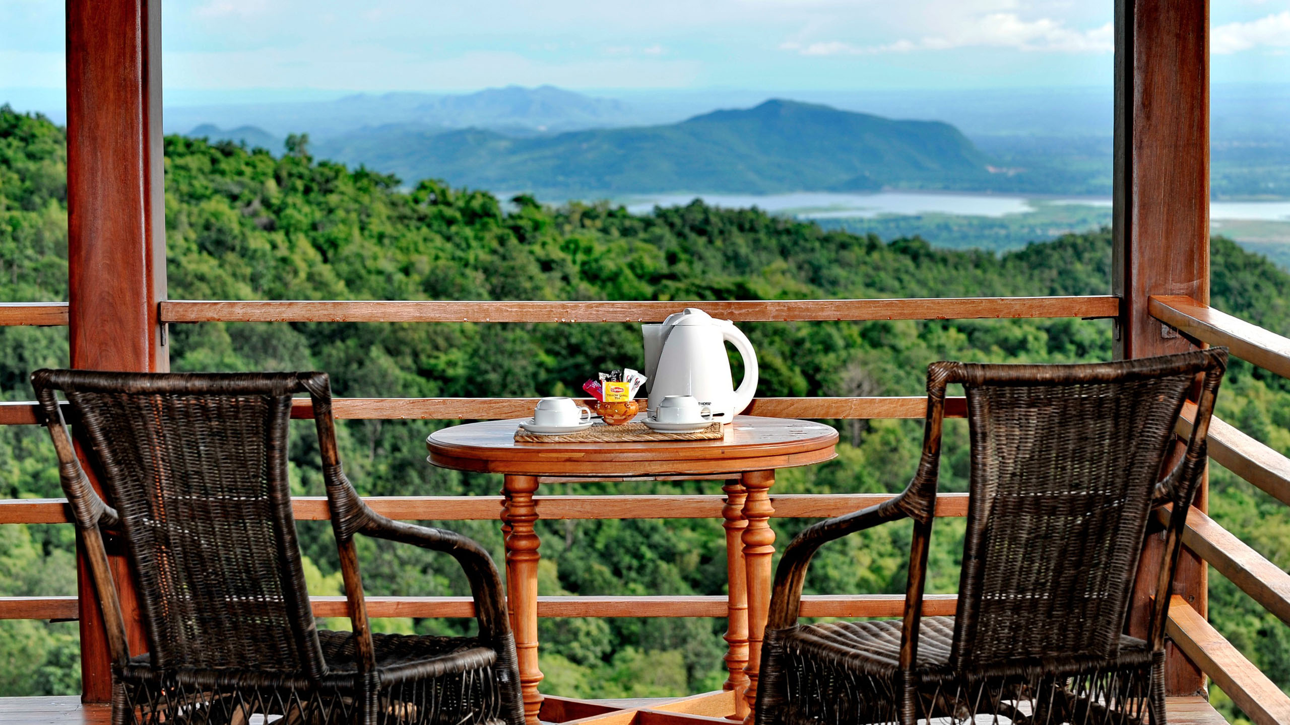 Popa Mountain Resort