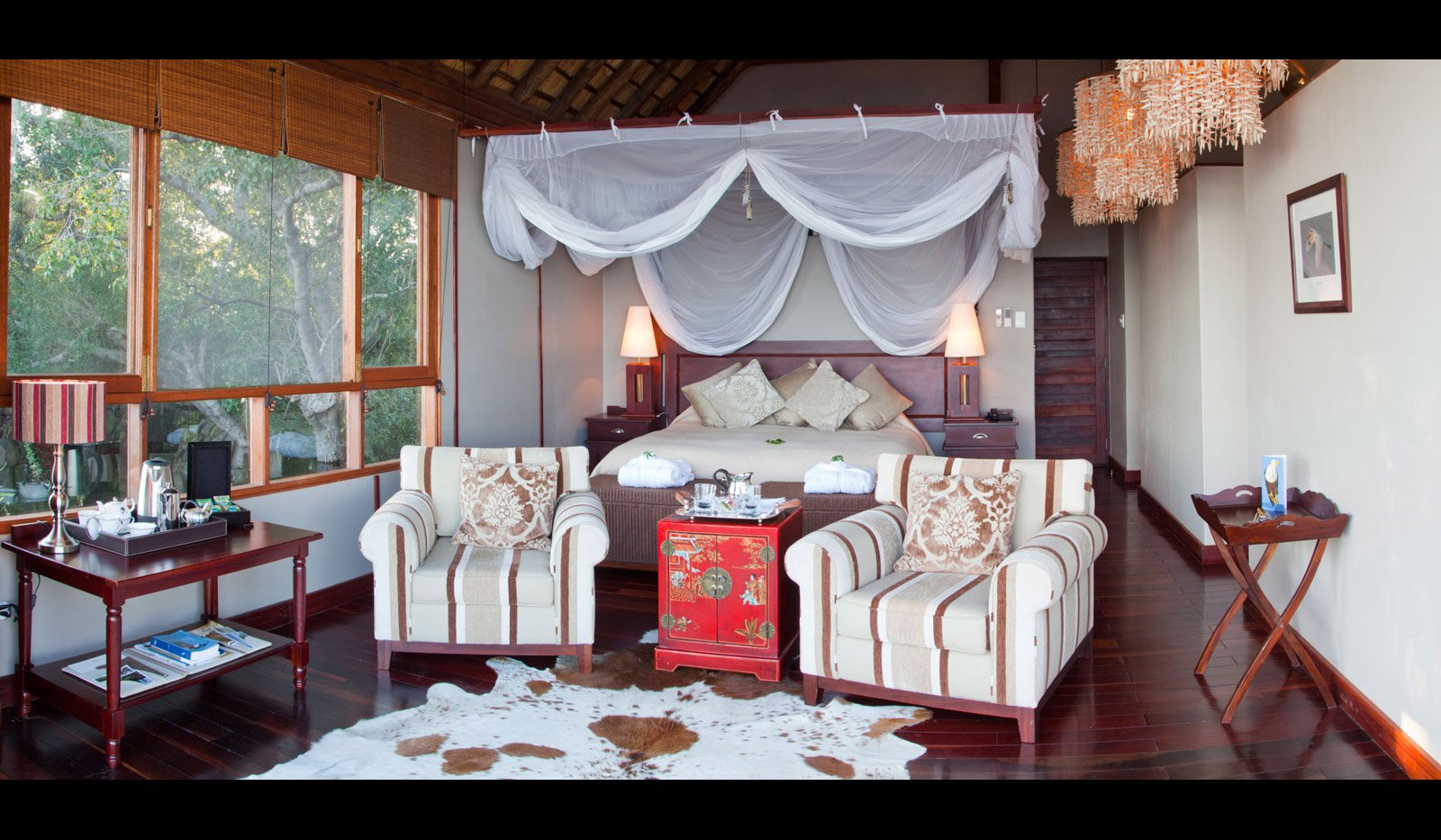 Royal Chundu River Lodge