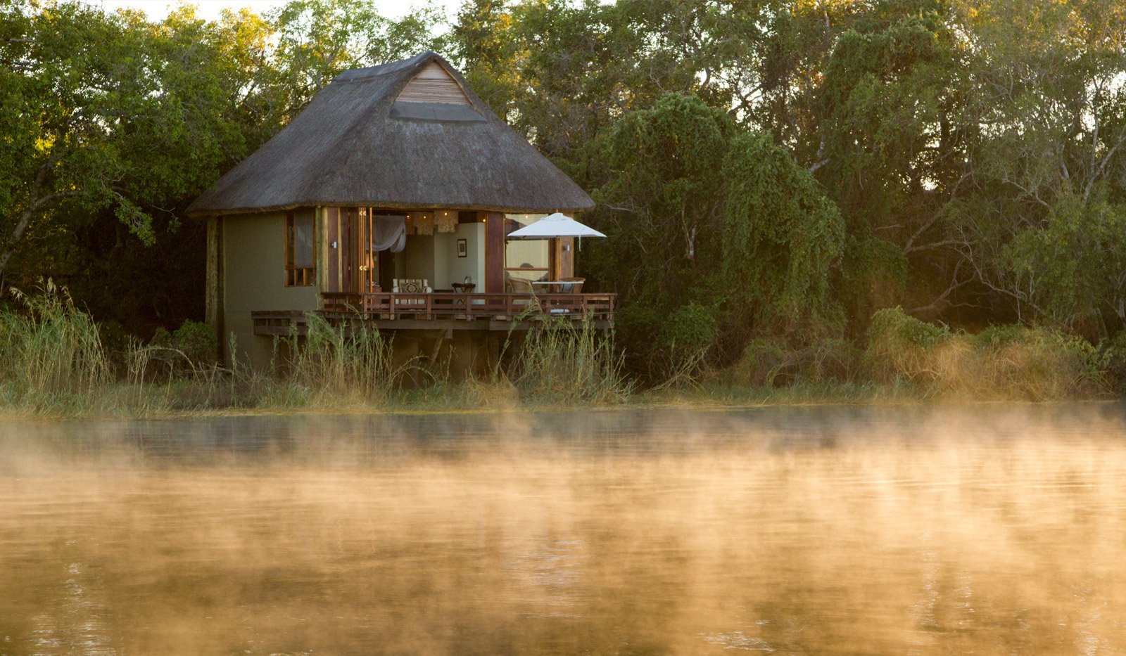 Royal Chundu River Lodge