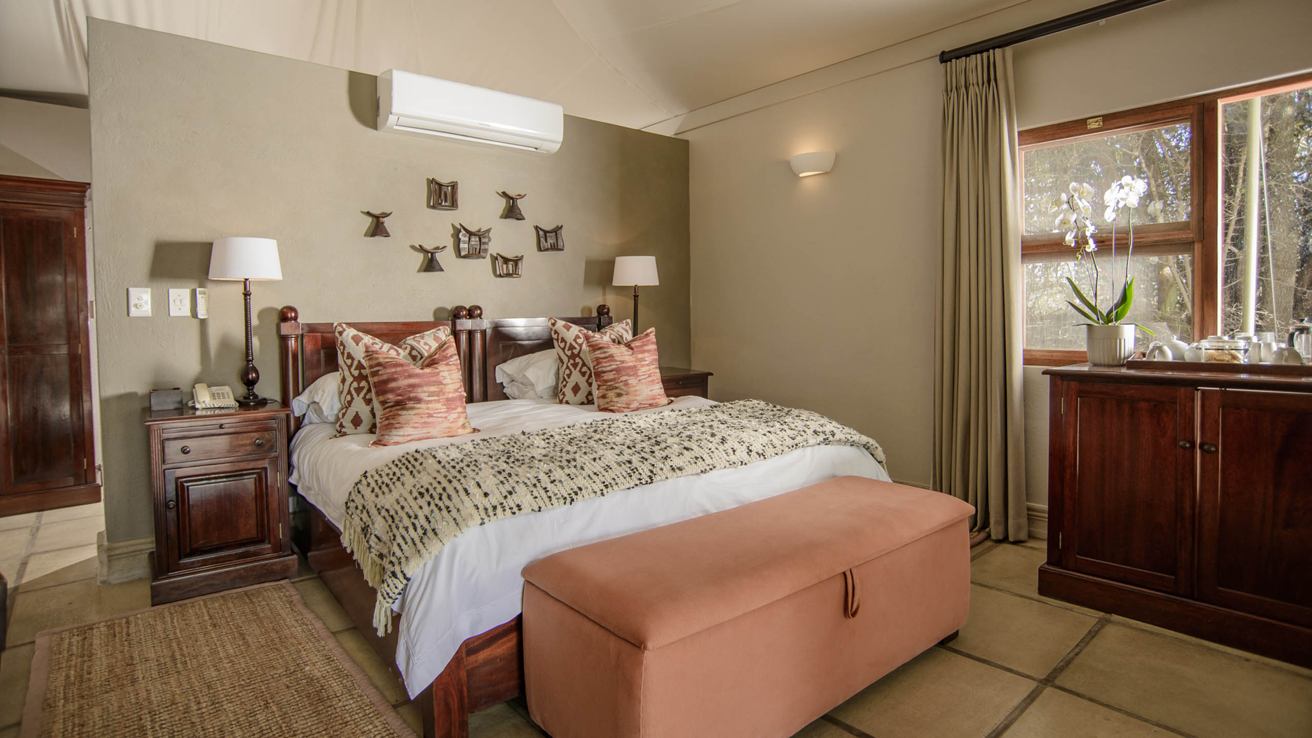 Savanna Lodge