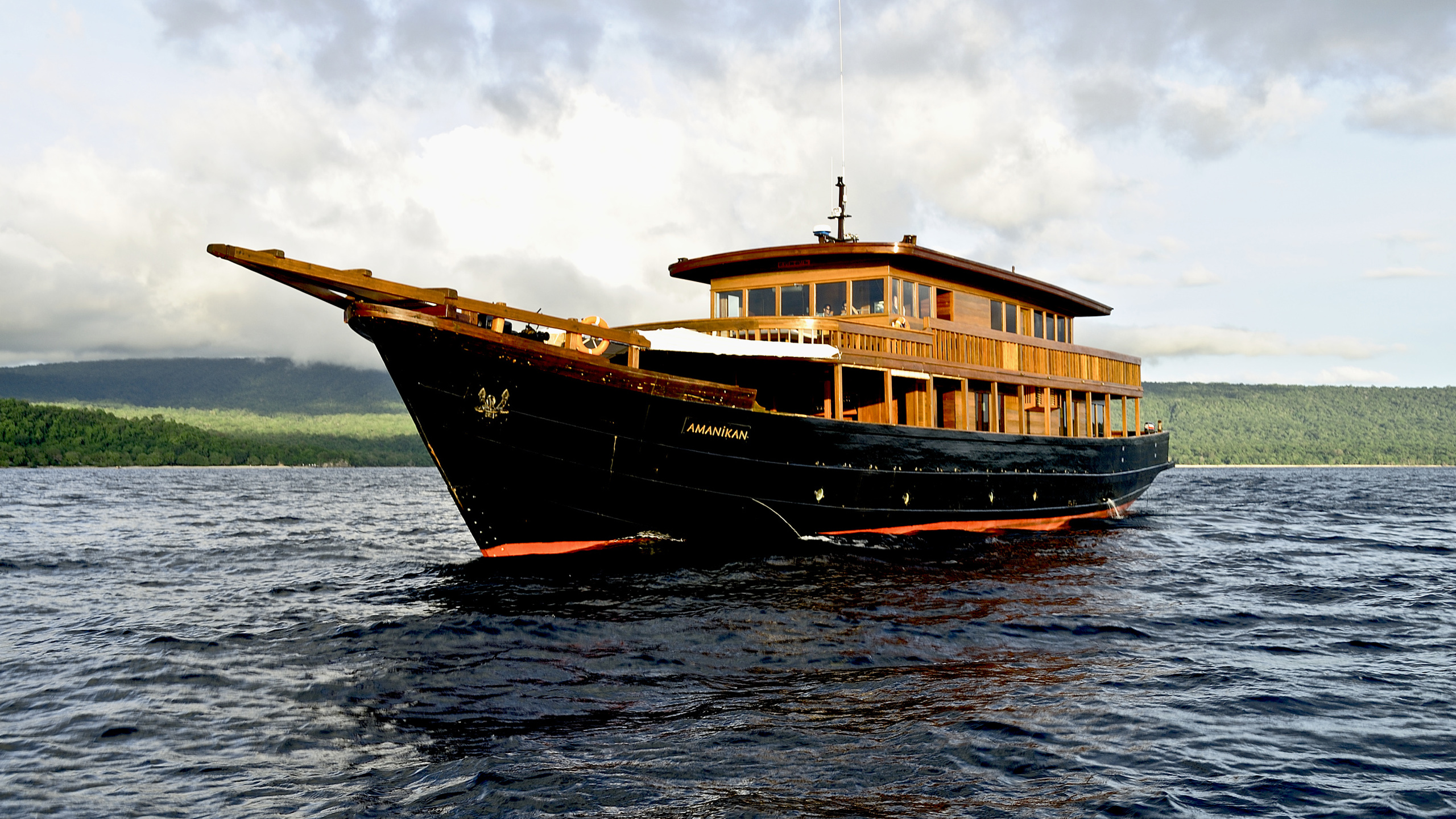 amanikan-exterior