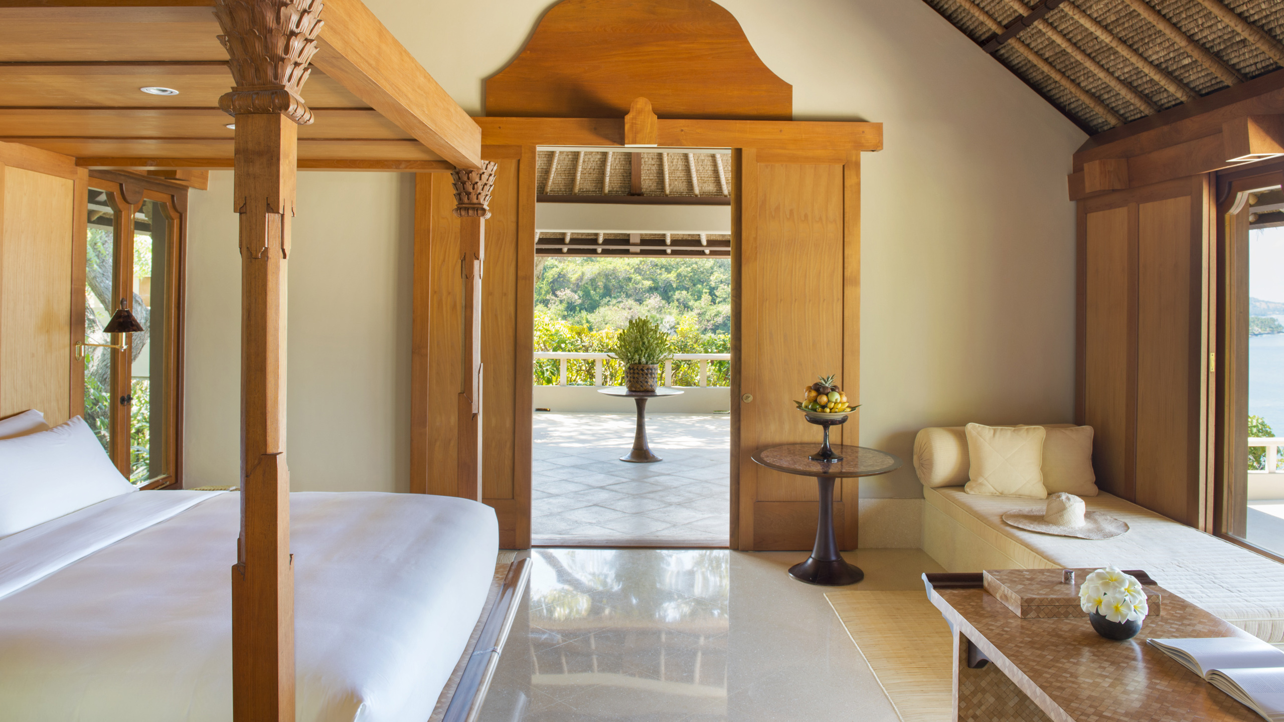 amankila-suite-bedroom