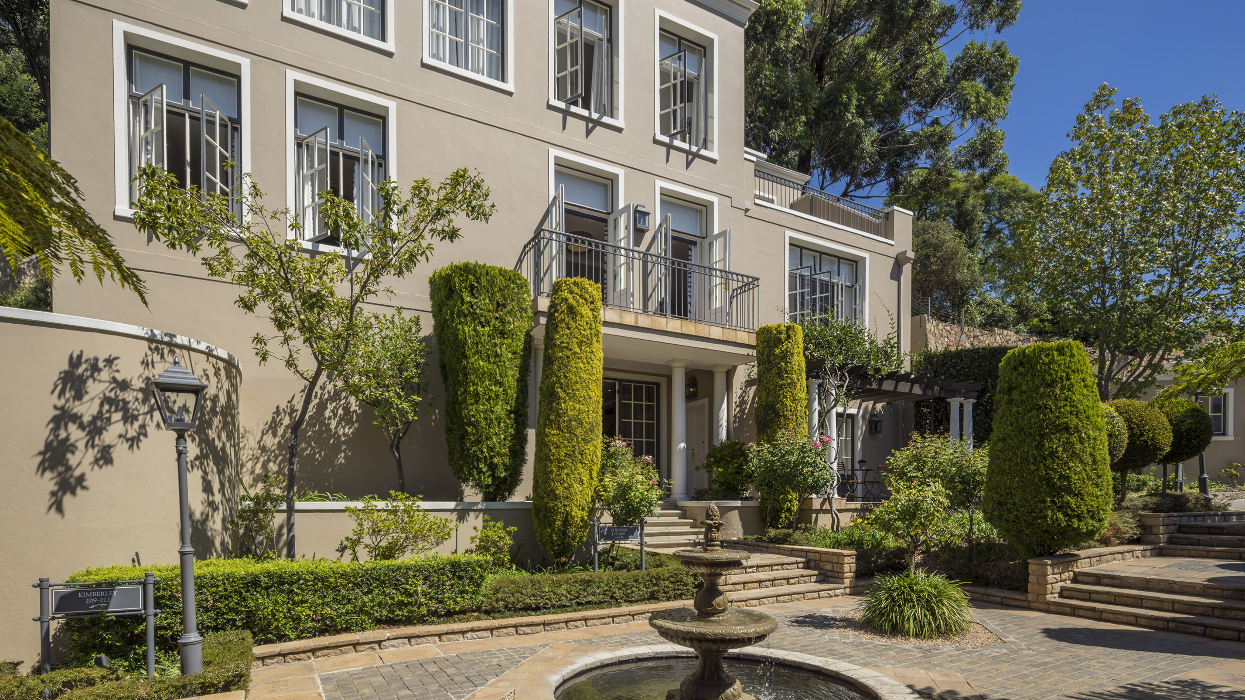 Four Seasons Hotel The Westcliff