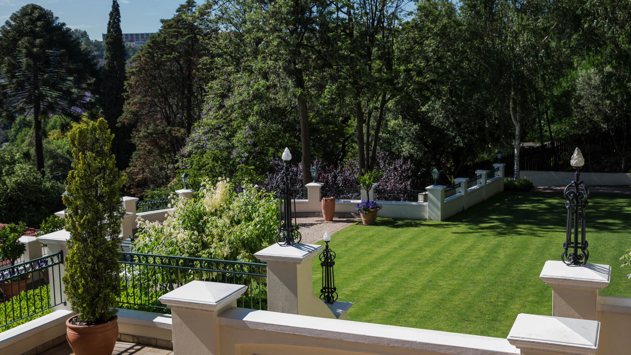 Four Seasons Hotel The Westcliff