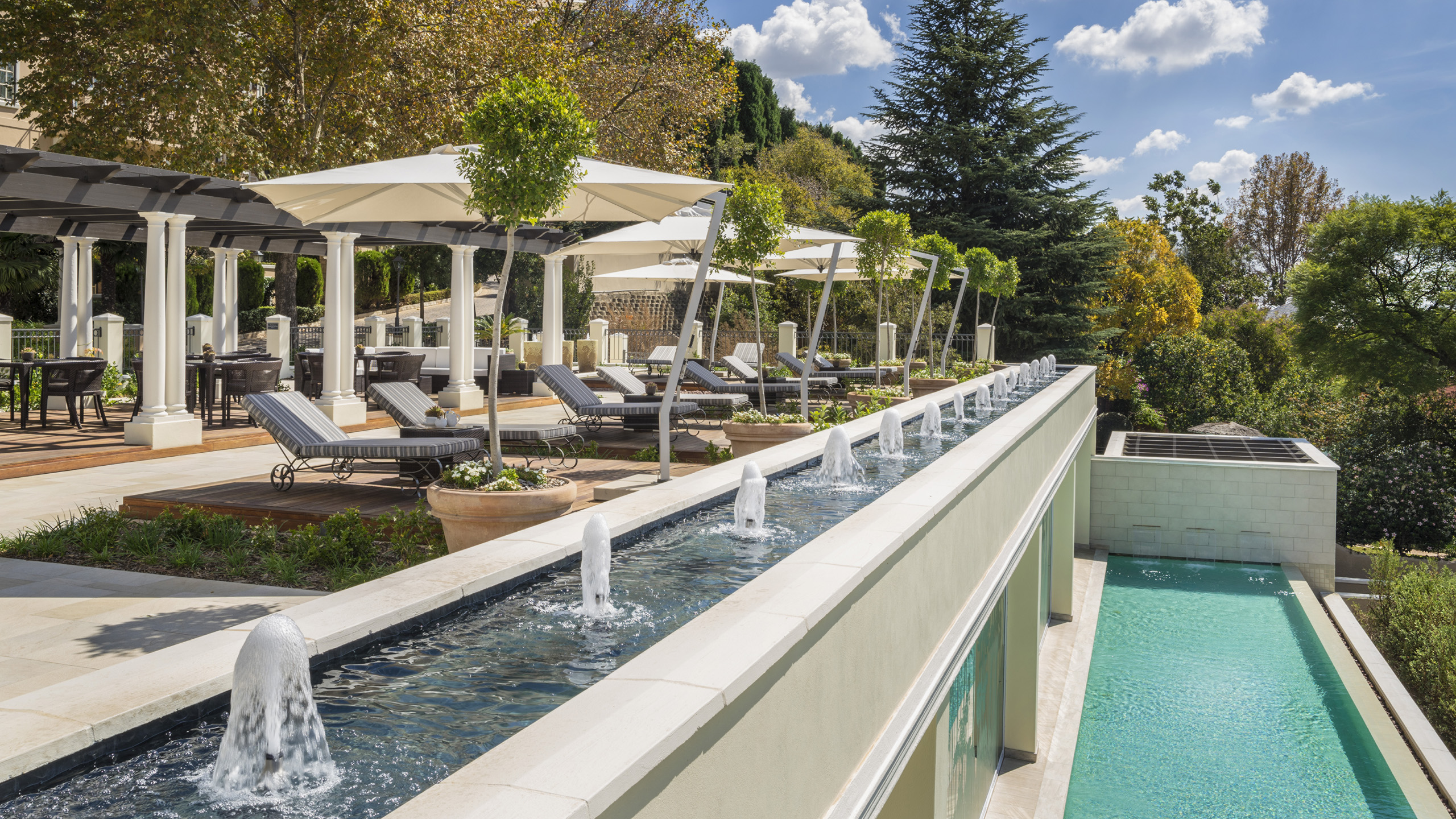 Four Seasons Hotel The Westcliff