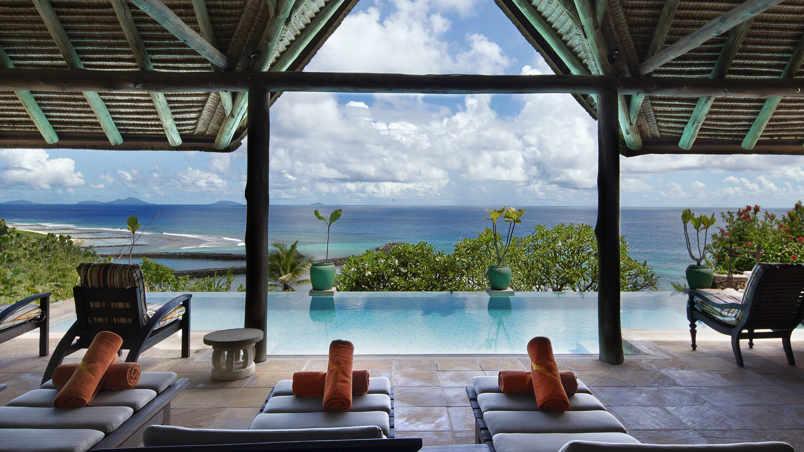 fregate-island-banyan-hill-pool