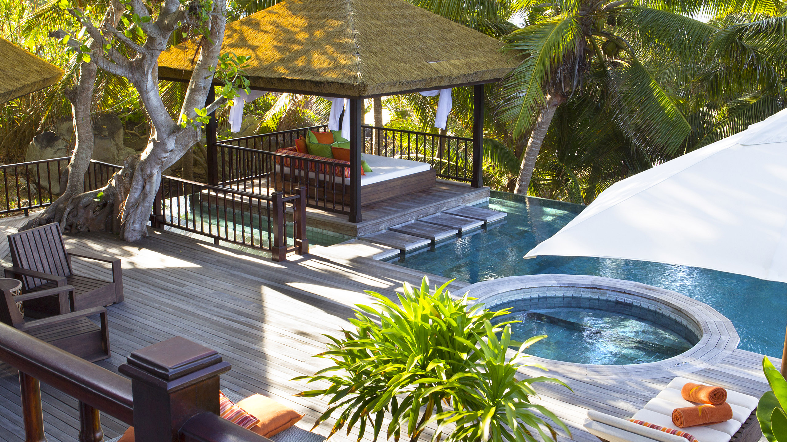 fregate-island-pool-residence-2