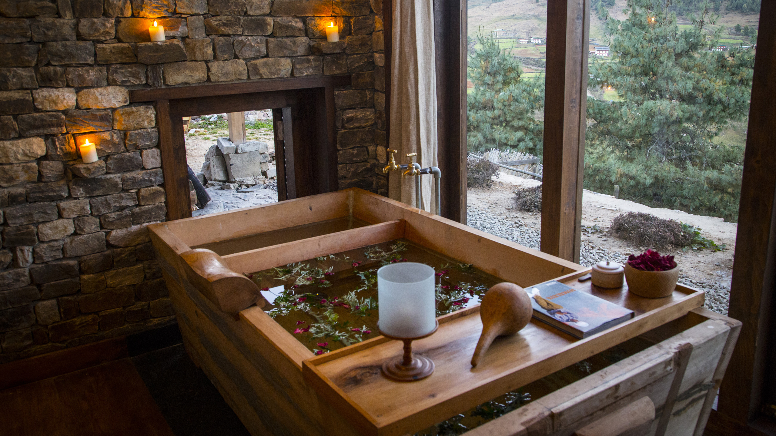 gangtey-lodge-spa-2