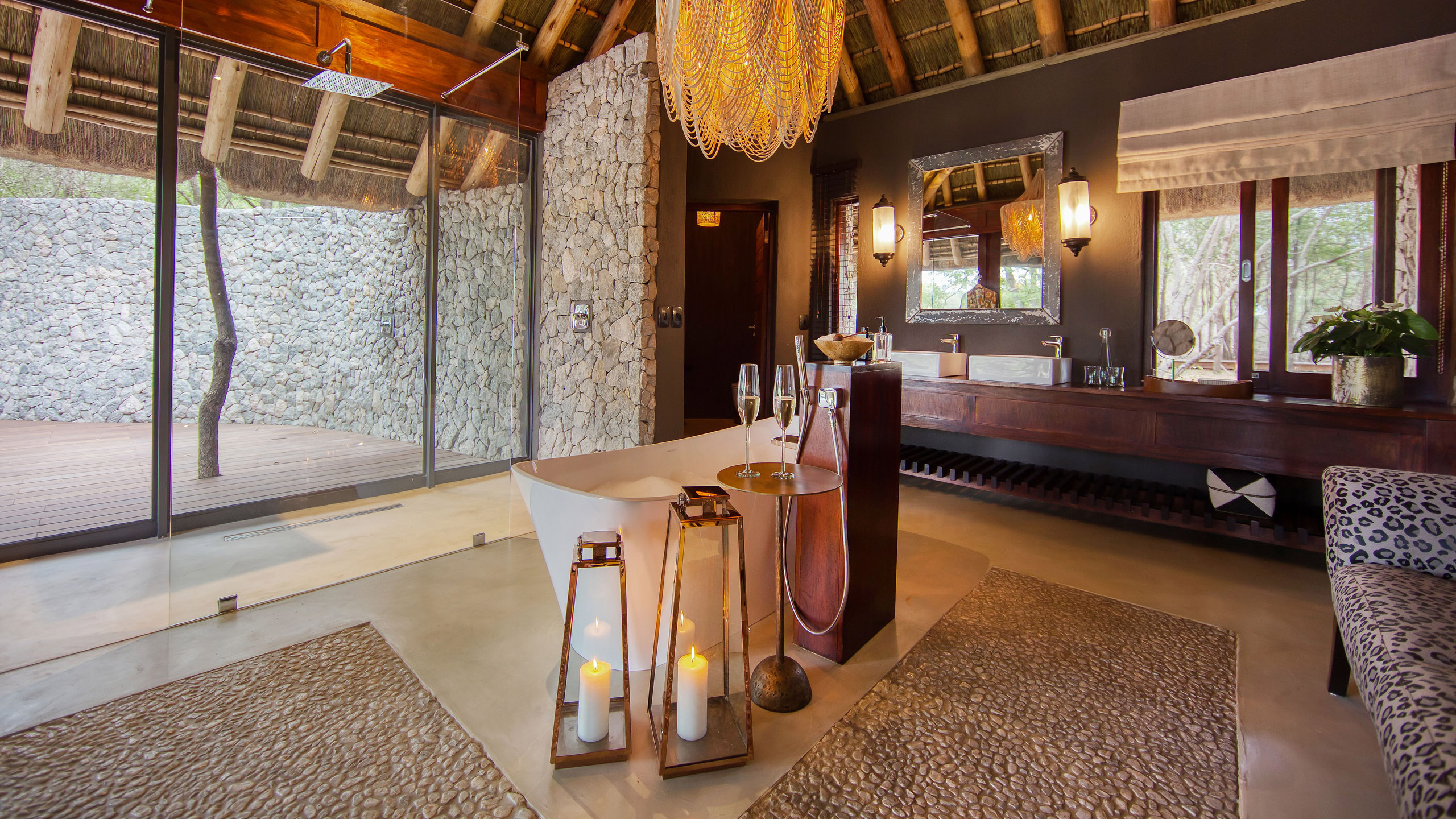 Dulini Leadwood Lodge