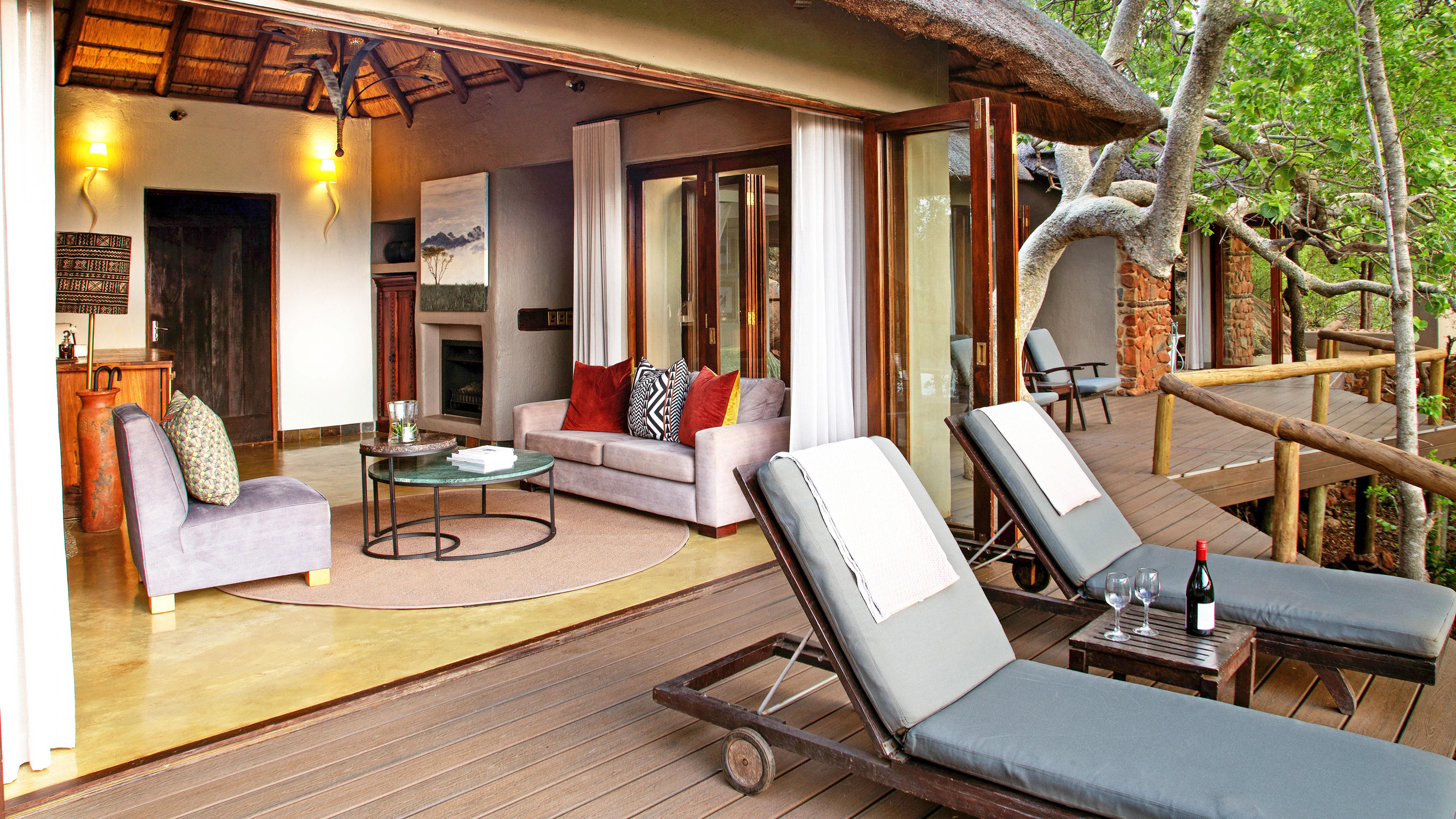 Madikwe Hills Private Game Lodge