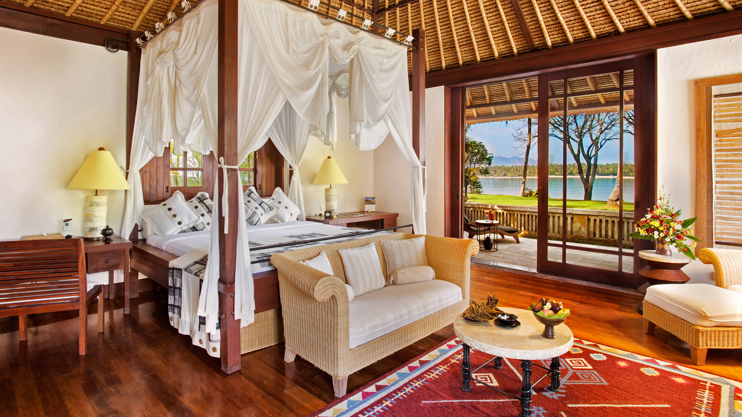 oberoi-lombok-bedroom