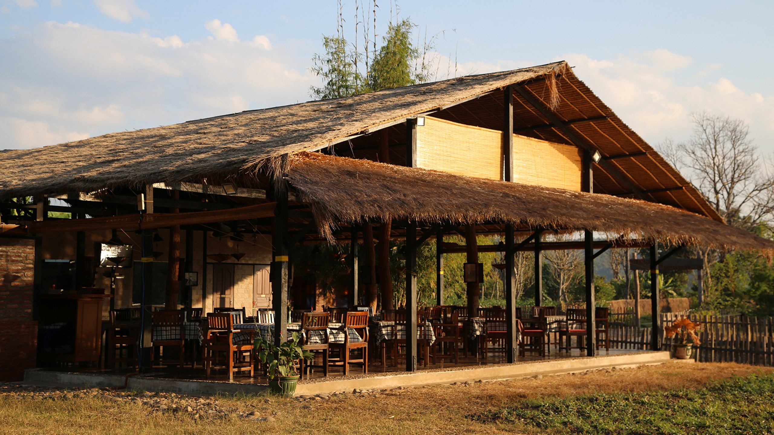 Riverside at Hsipaw Resort