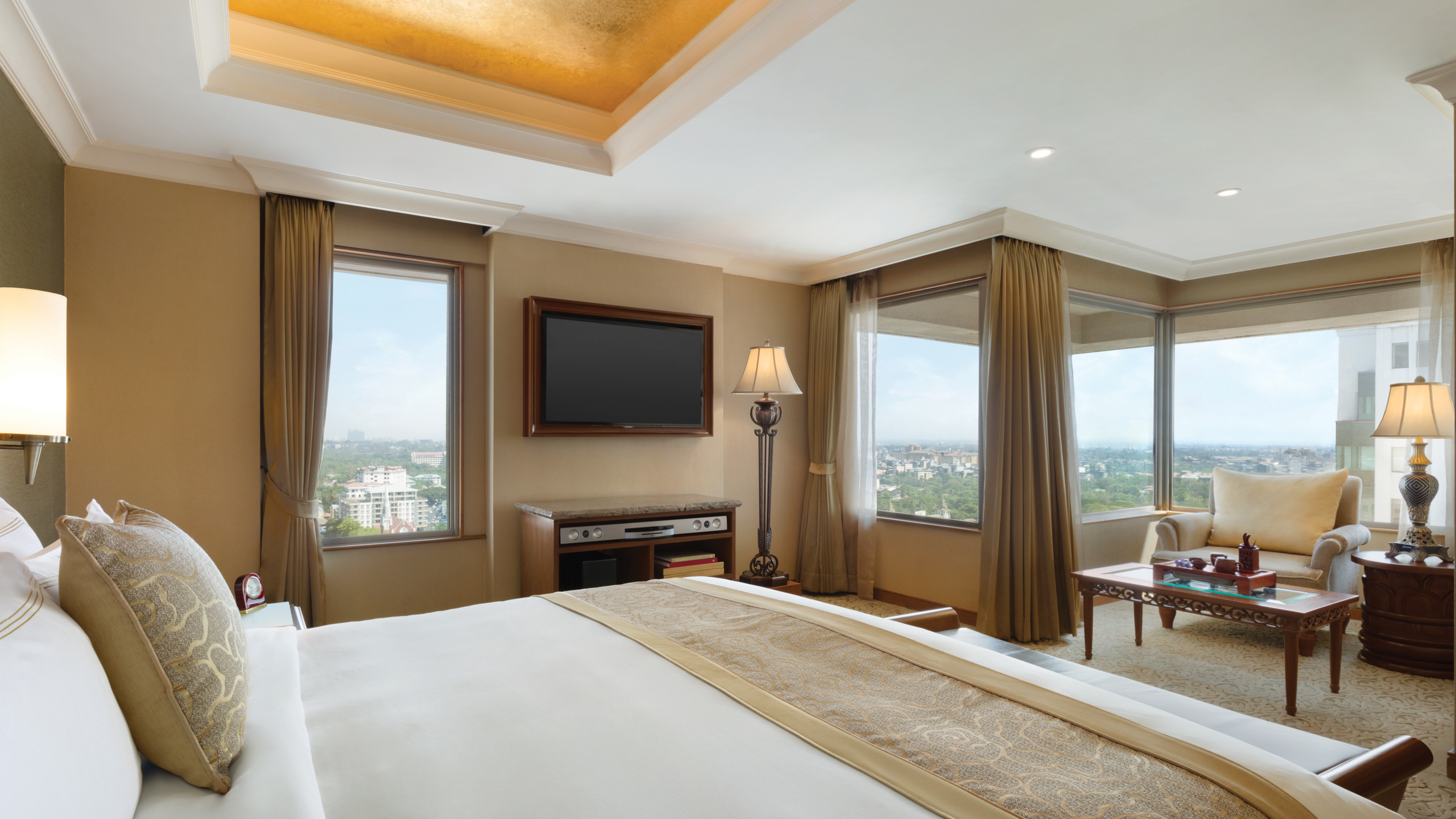 Sule Shangri-La Yangon