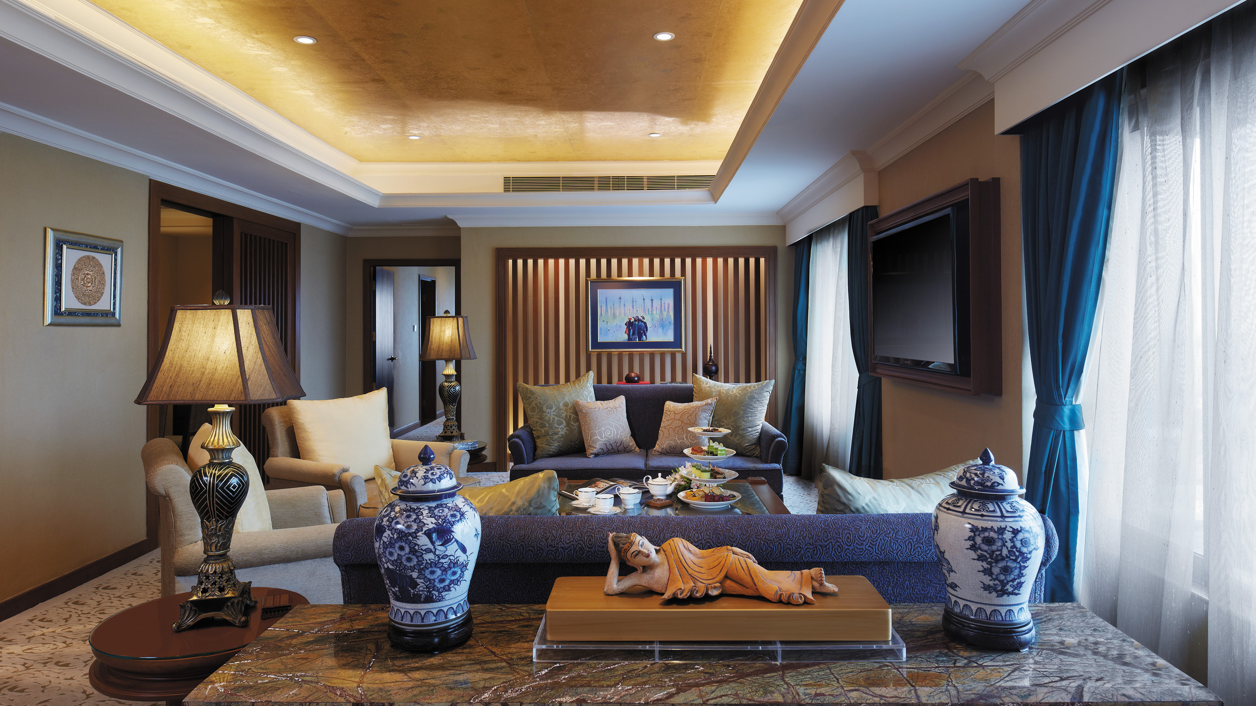 Sule Shangri-La Yangon