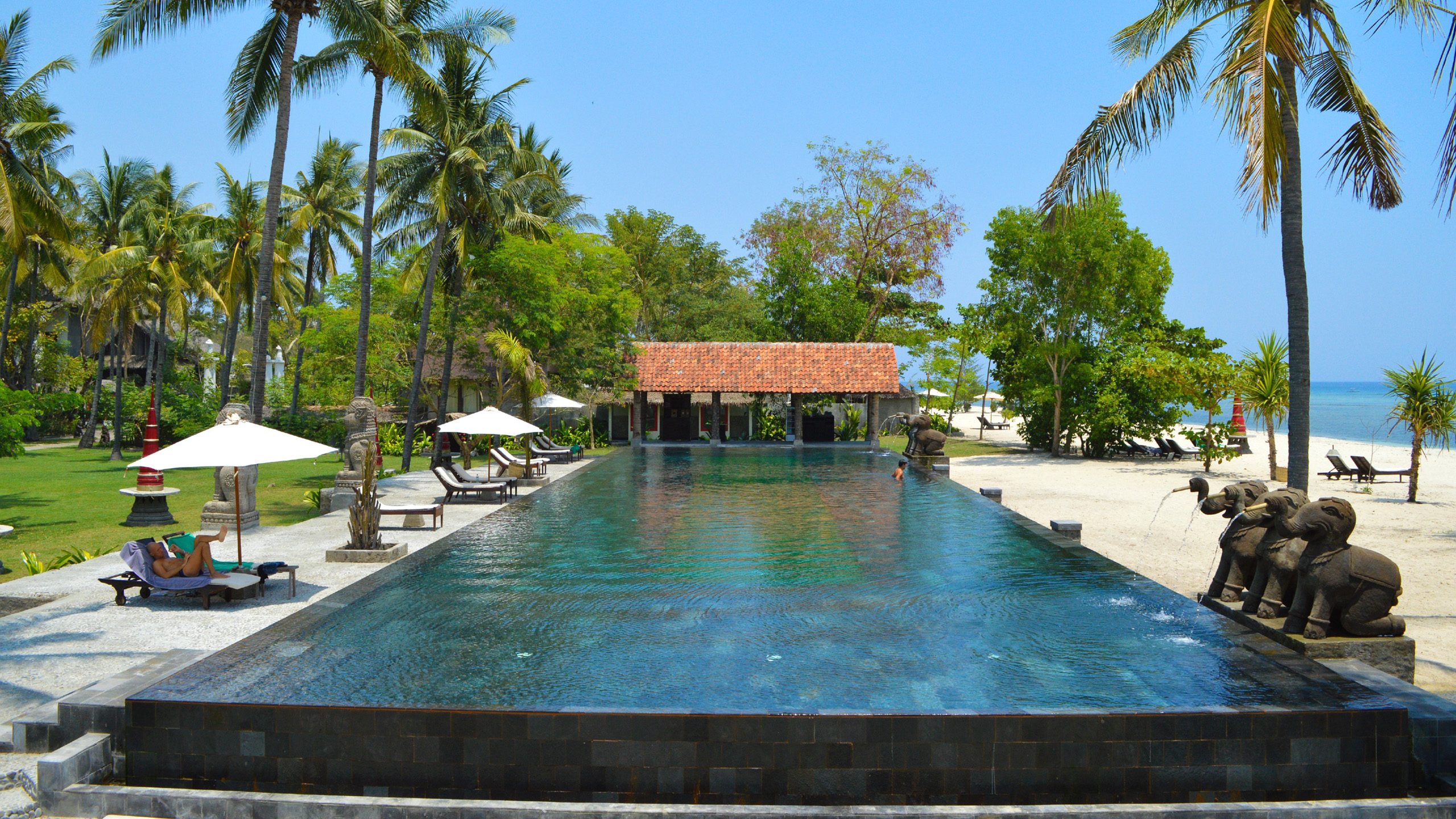 Tugu Lombok