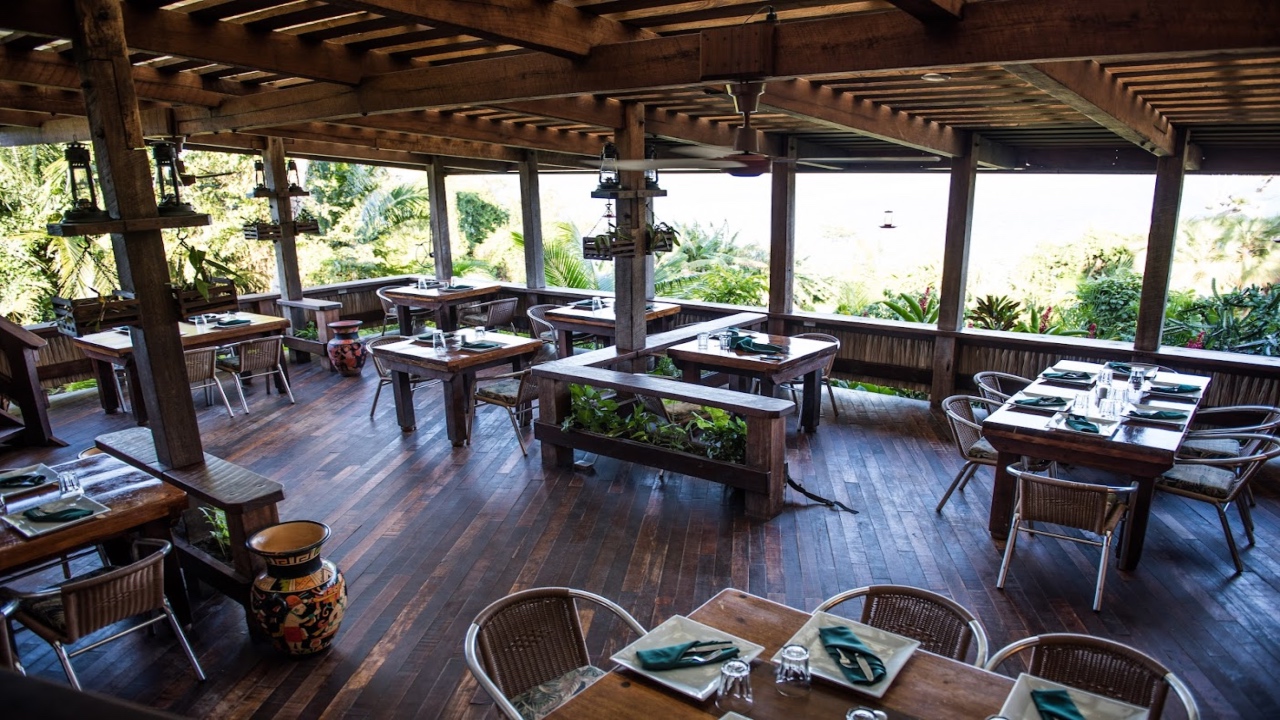 Lamanai Outpost Lodge