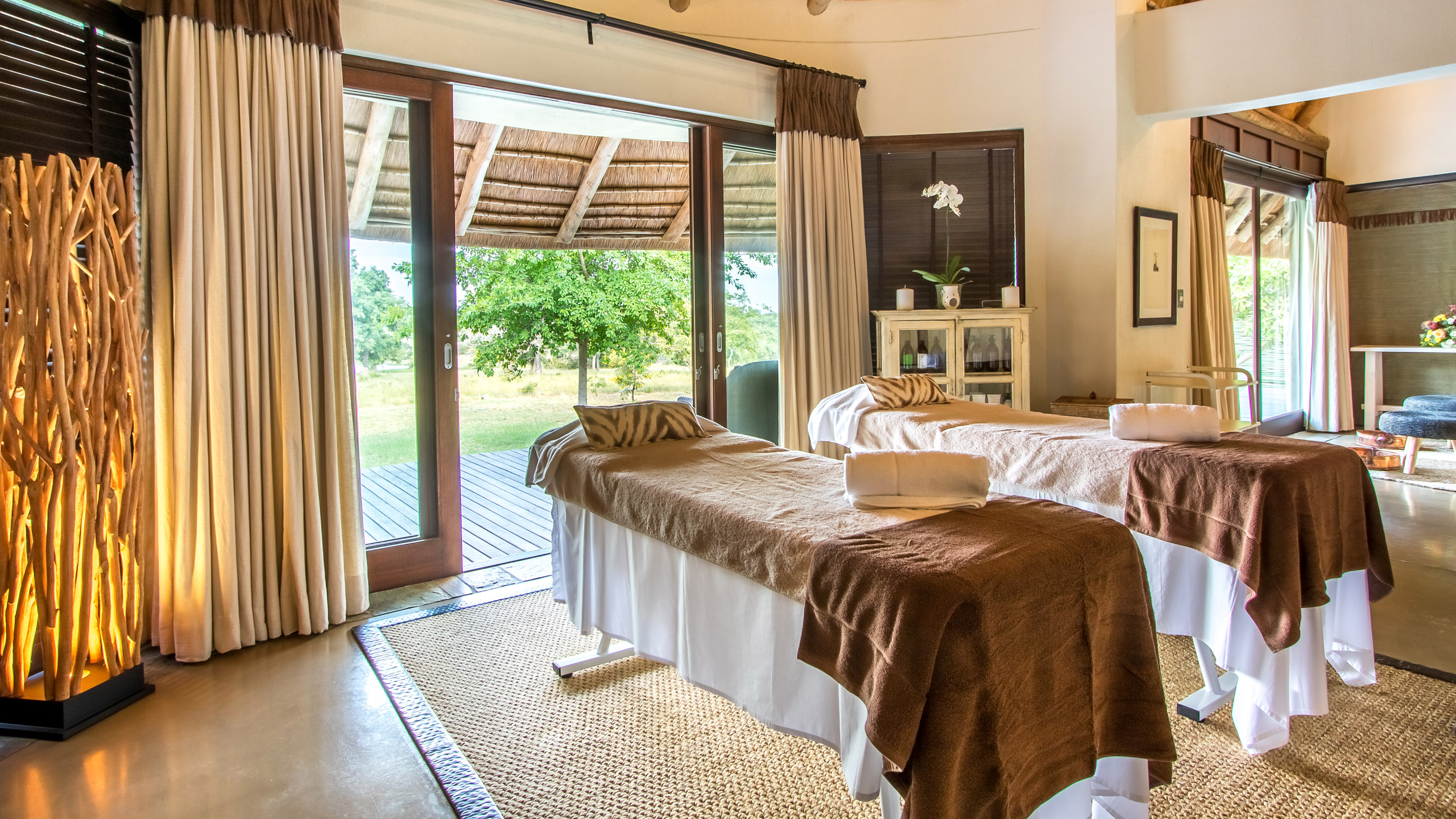 Makanyi Private Game Lodge