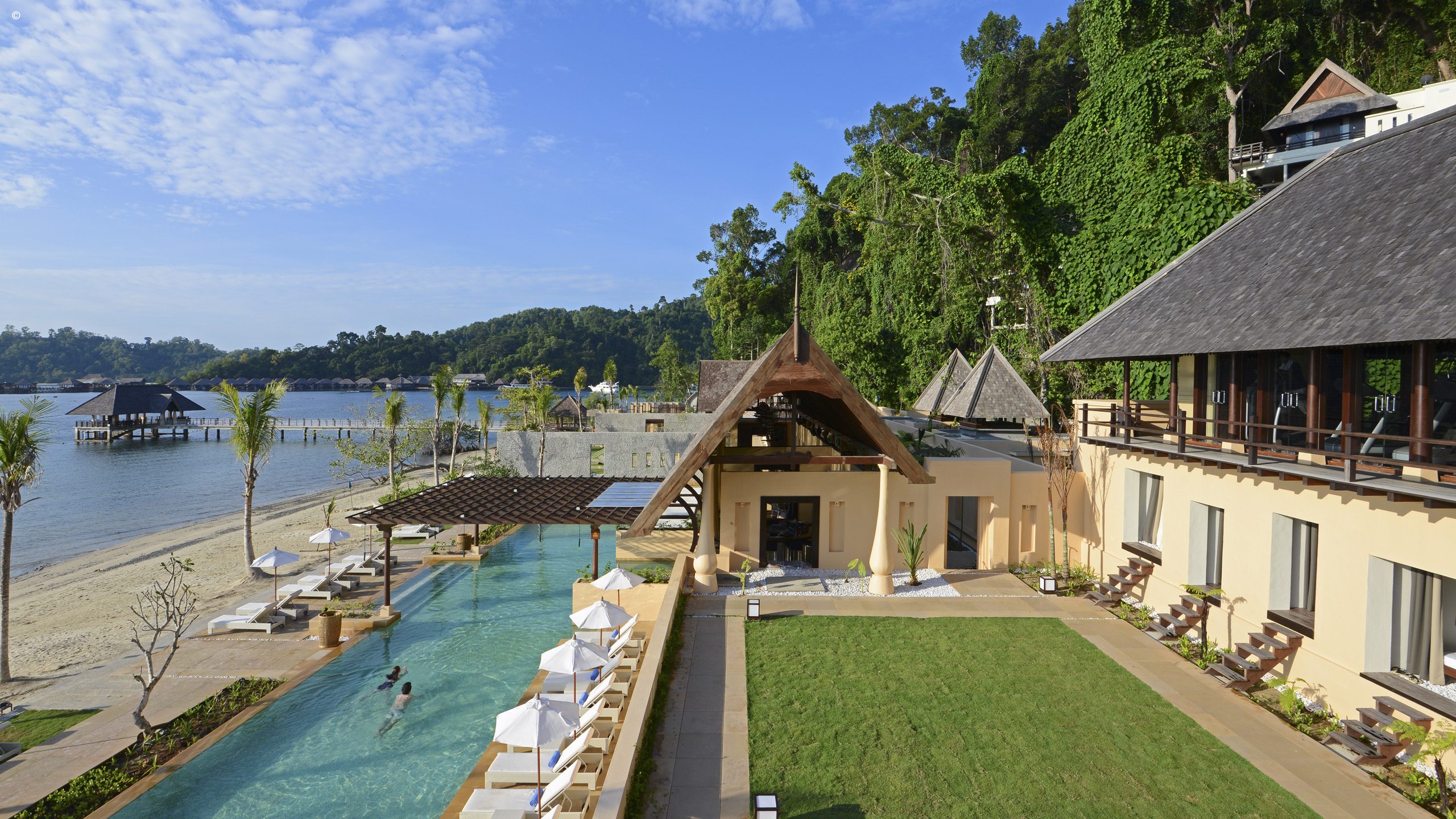 Gaya Island Resort