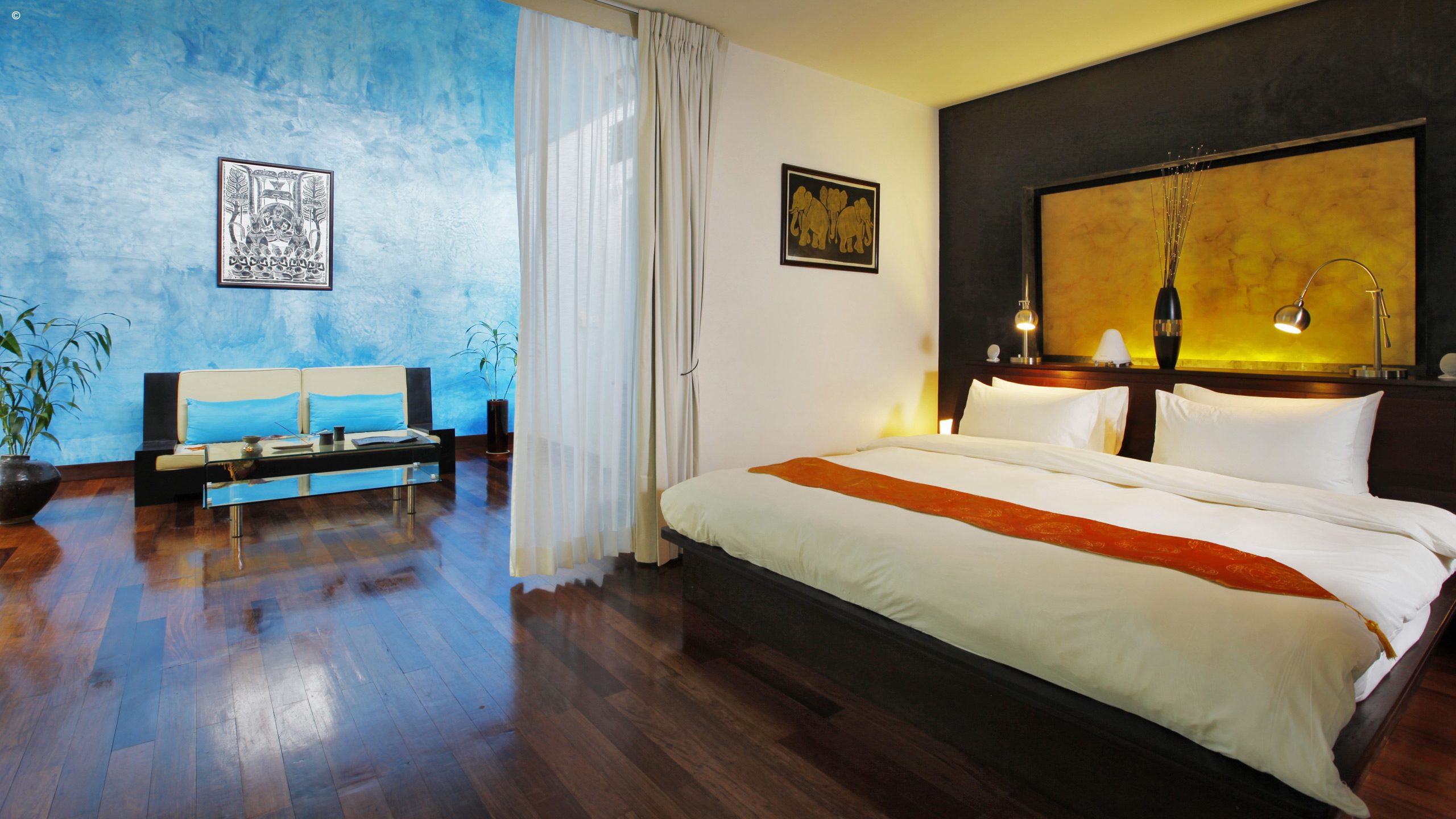 Heritage Suites