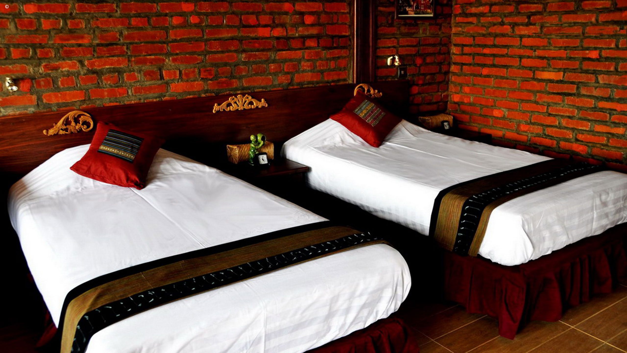 Riverside at Hsipaw Resort