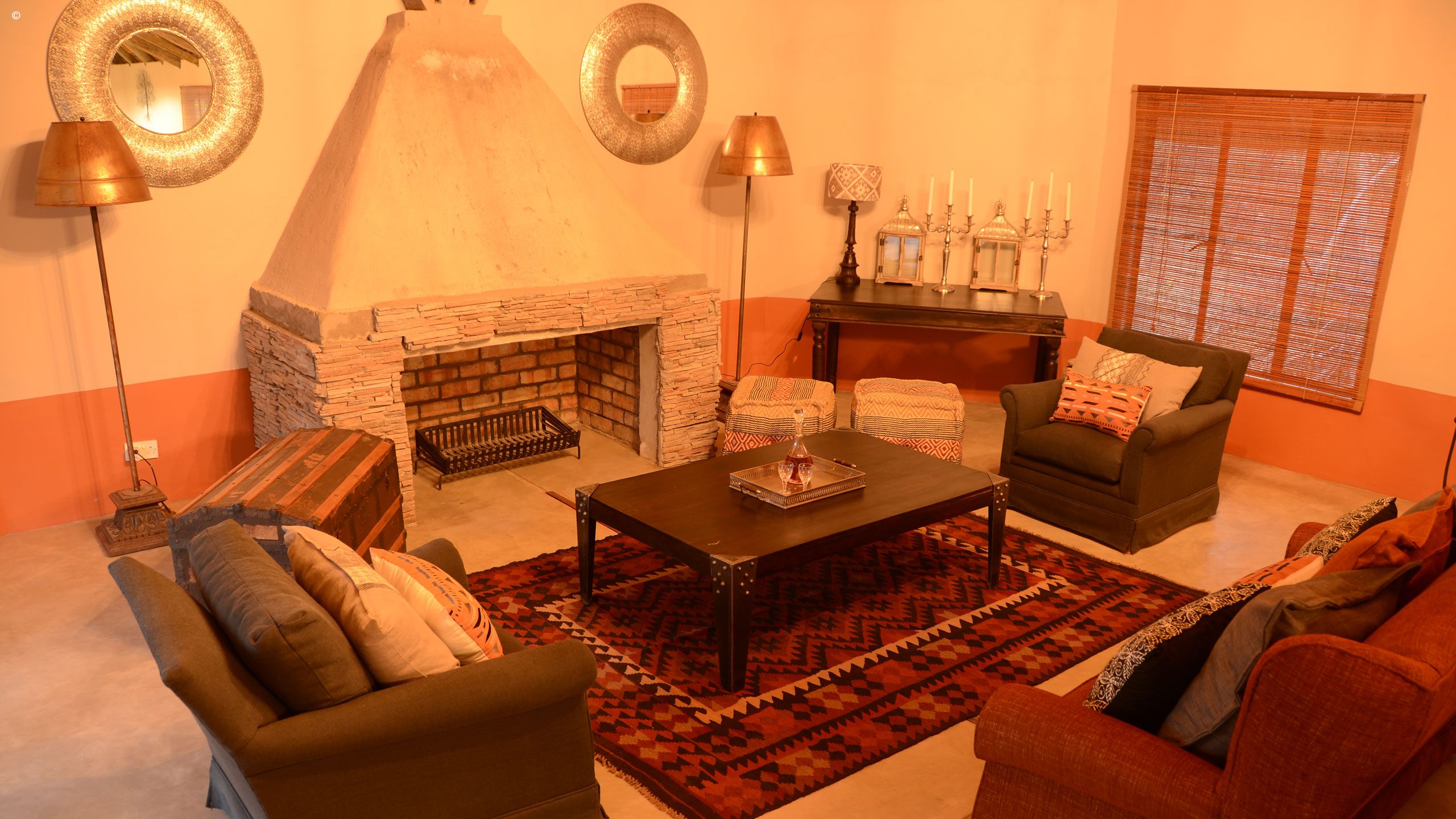 Camelthorn Lodge