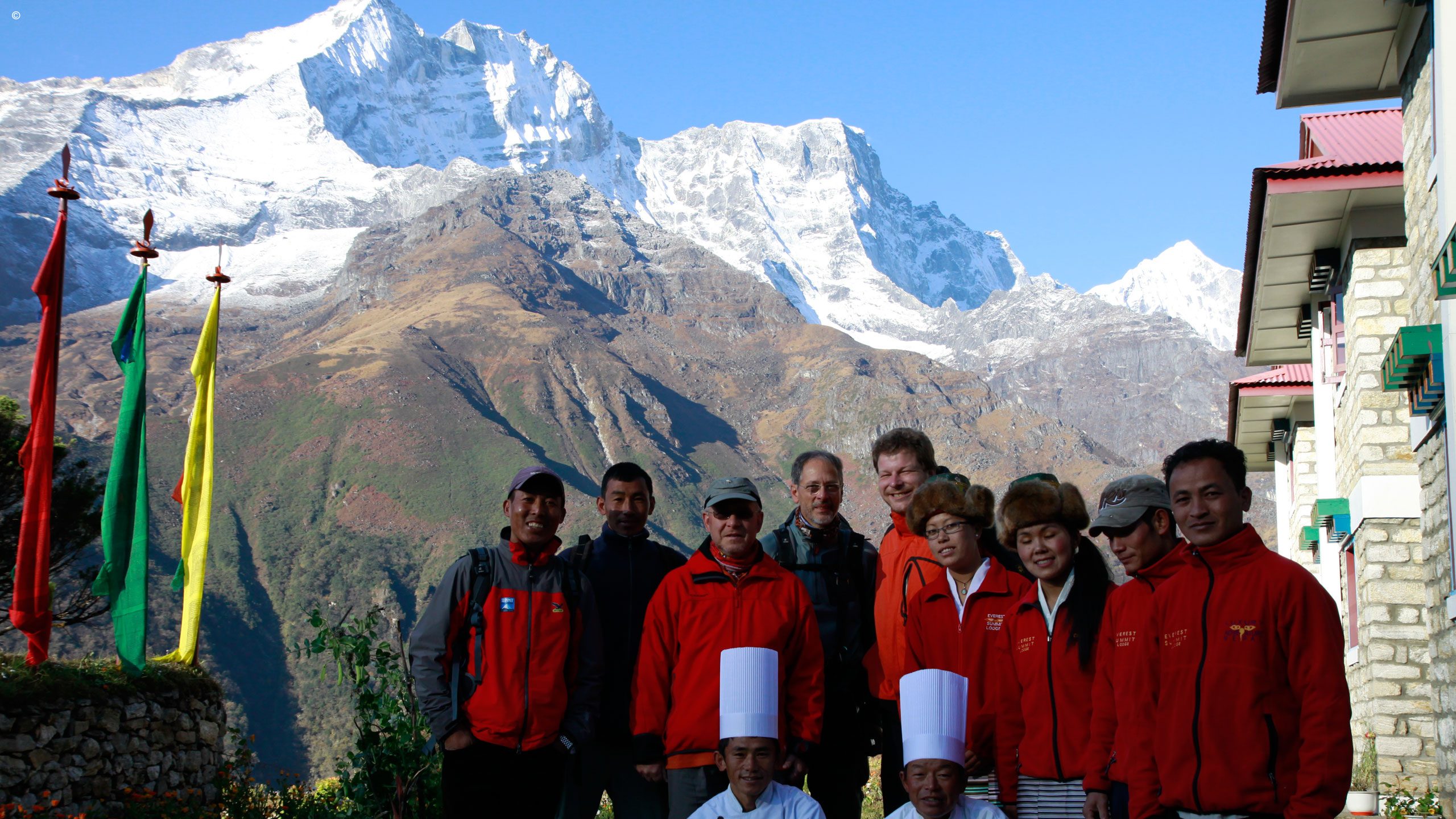 Everest Summit Lodge Mende