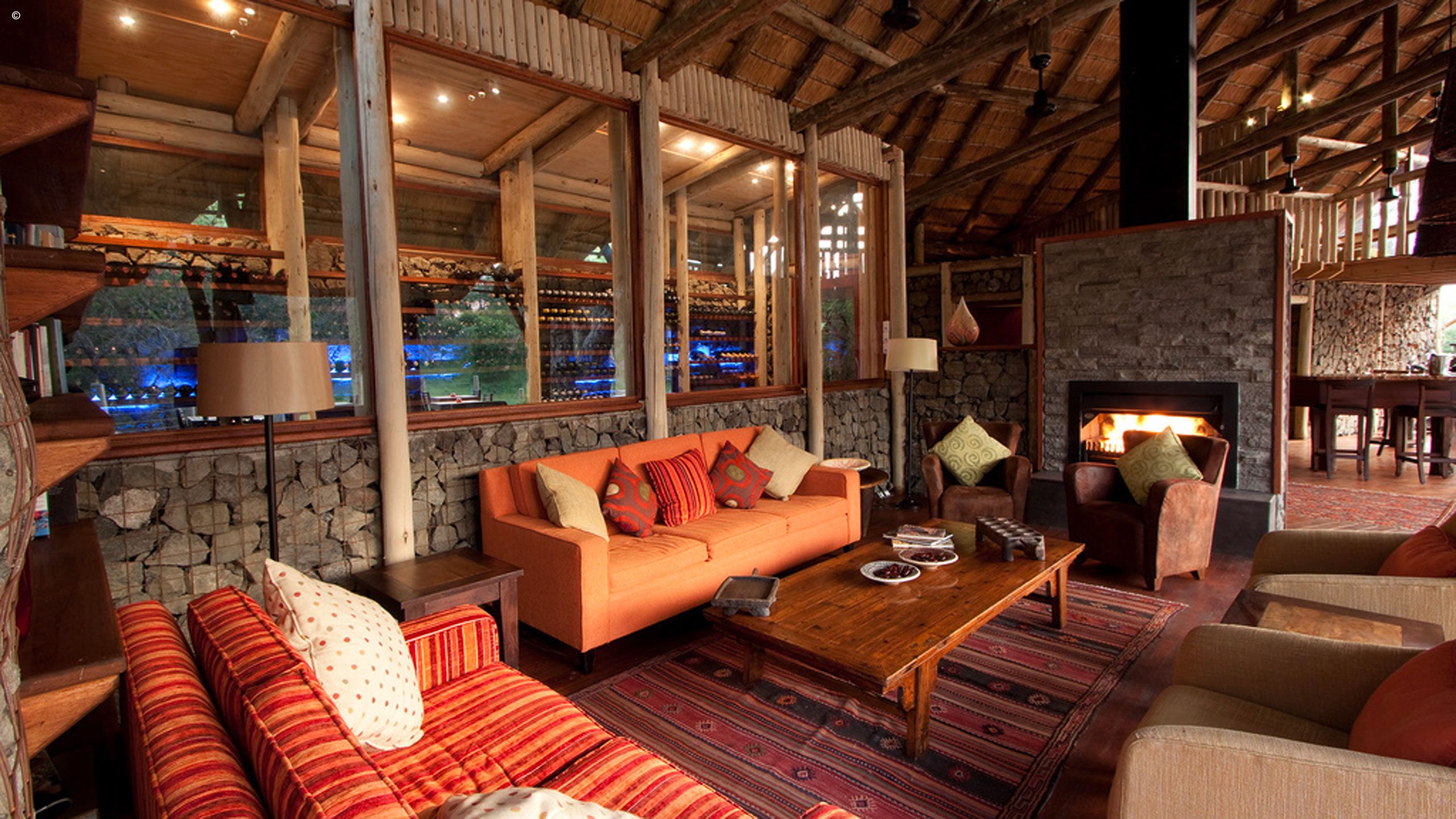 Rhino Post Safari Lodge