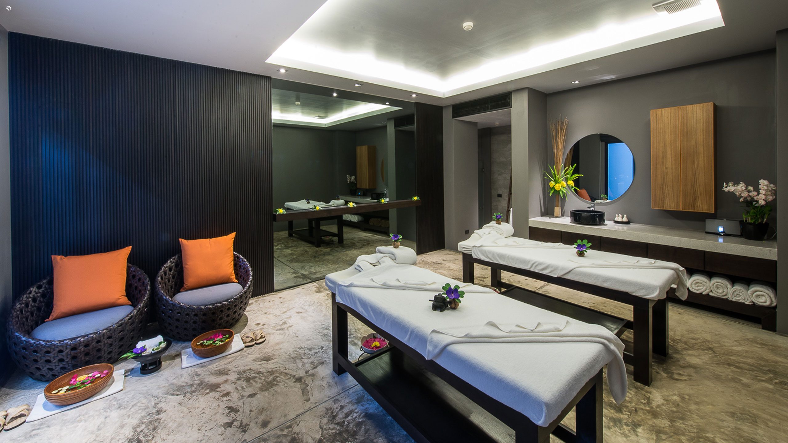 Aleenta Phuket