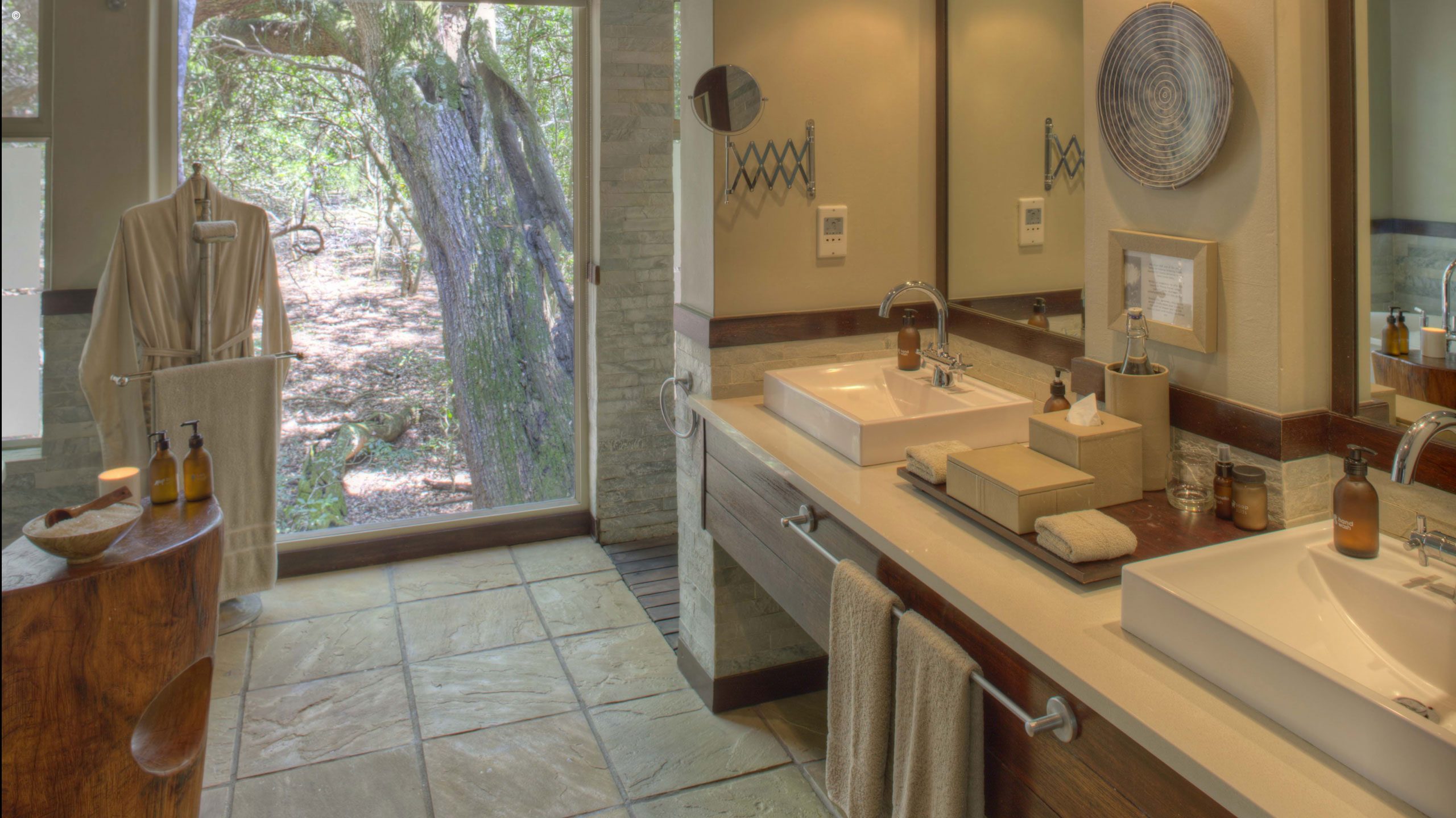 Phinda Forest Lodge
