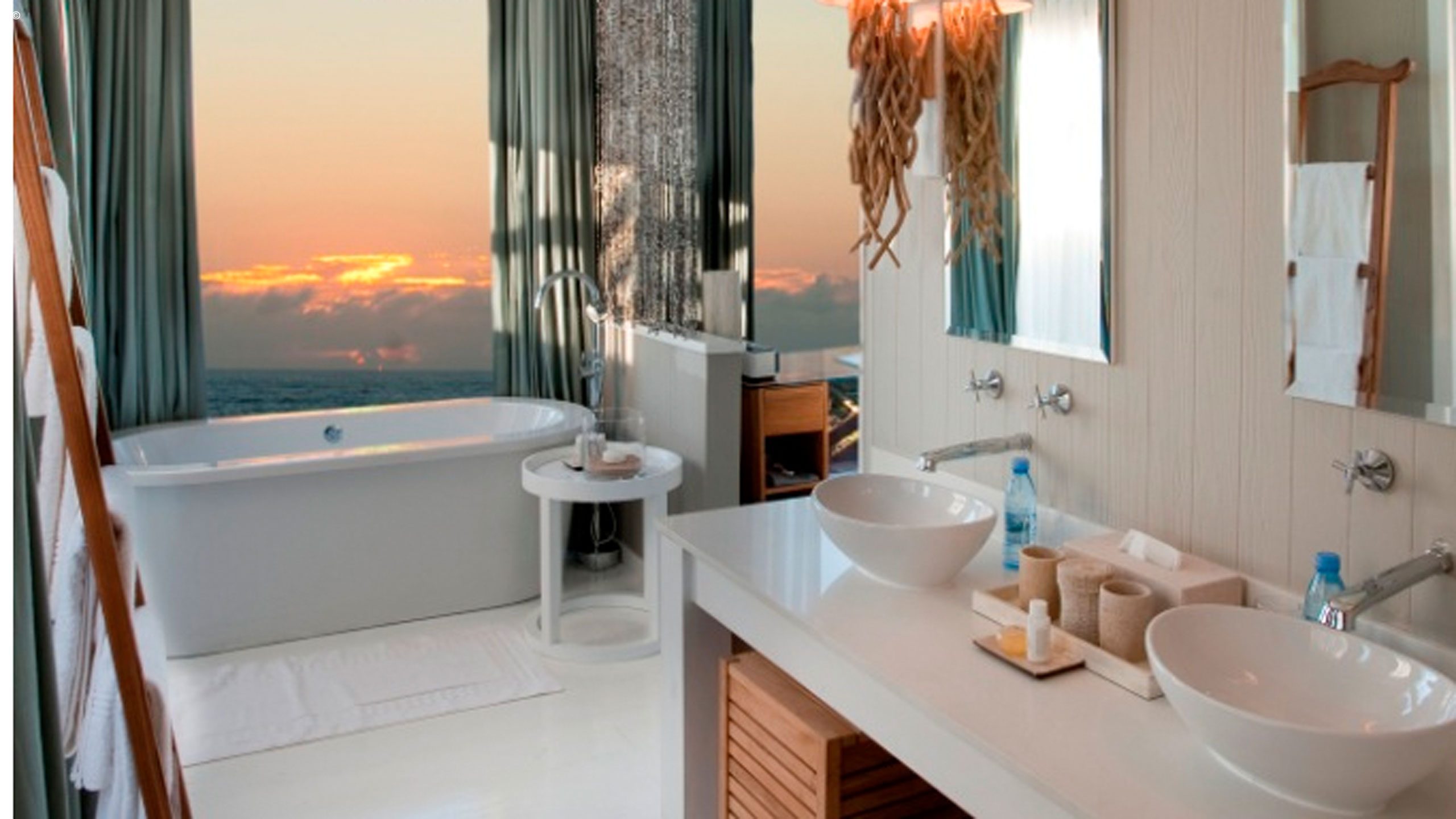 White Pearl Resorts