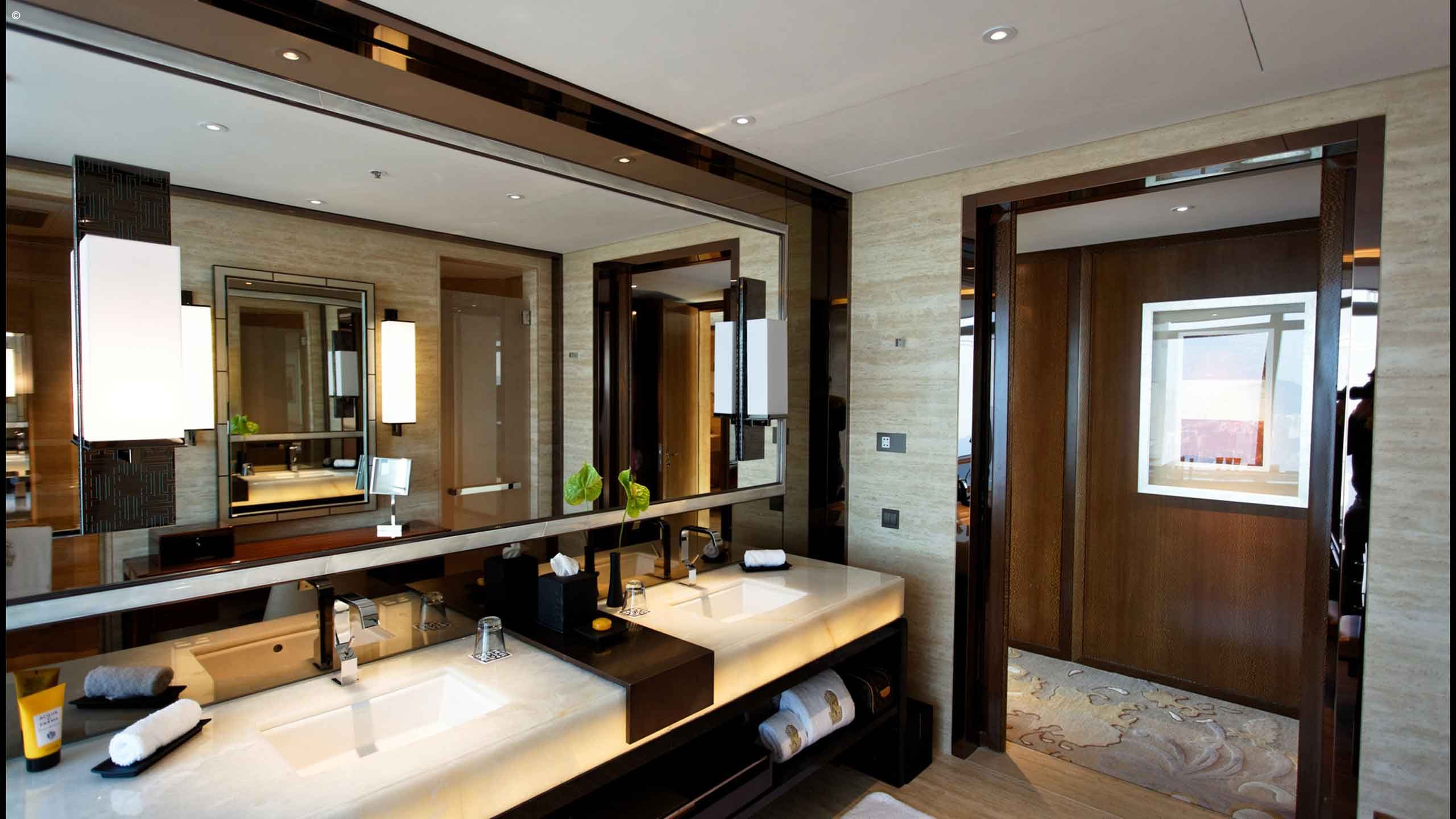 The Ritz-Carlton Hong Kong
