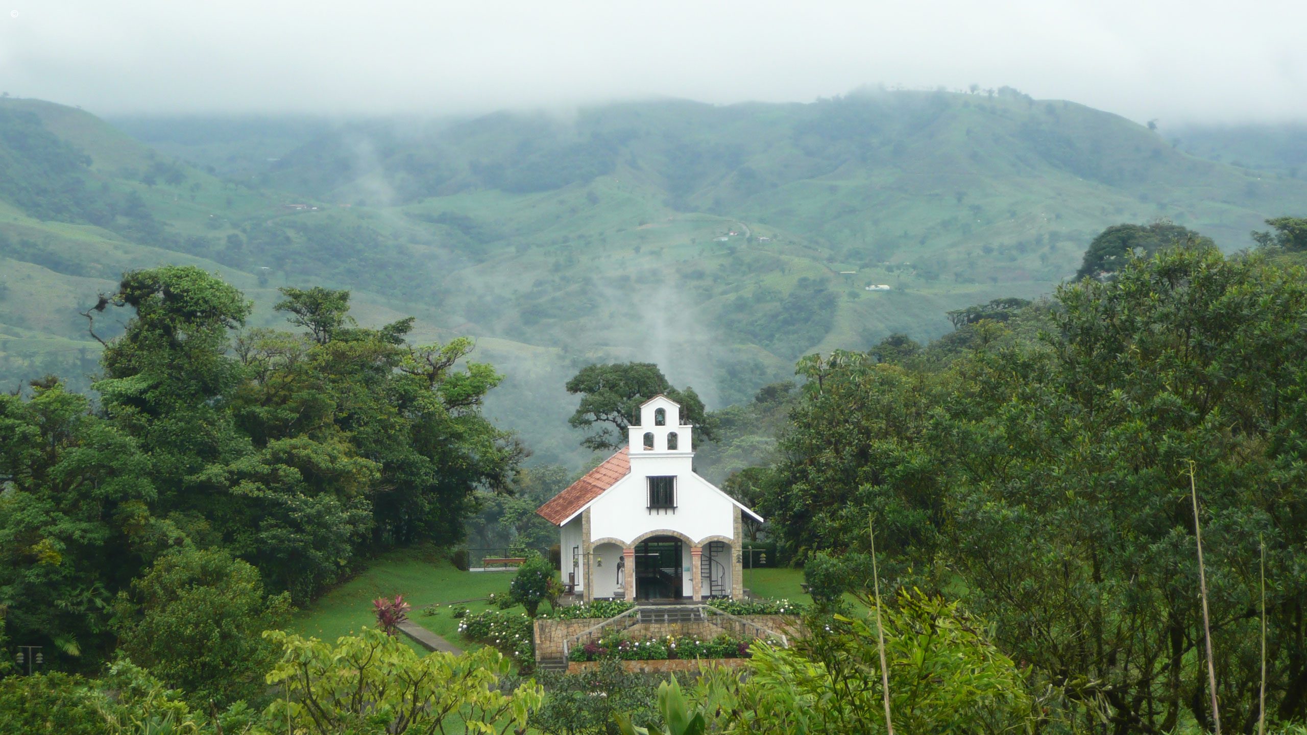 Villa Blanca Cloud Forest Hotel