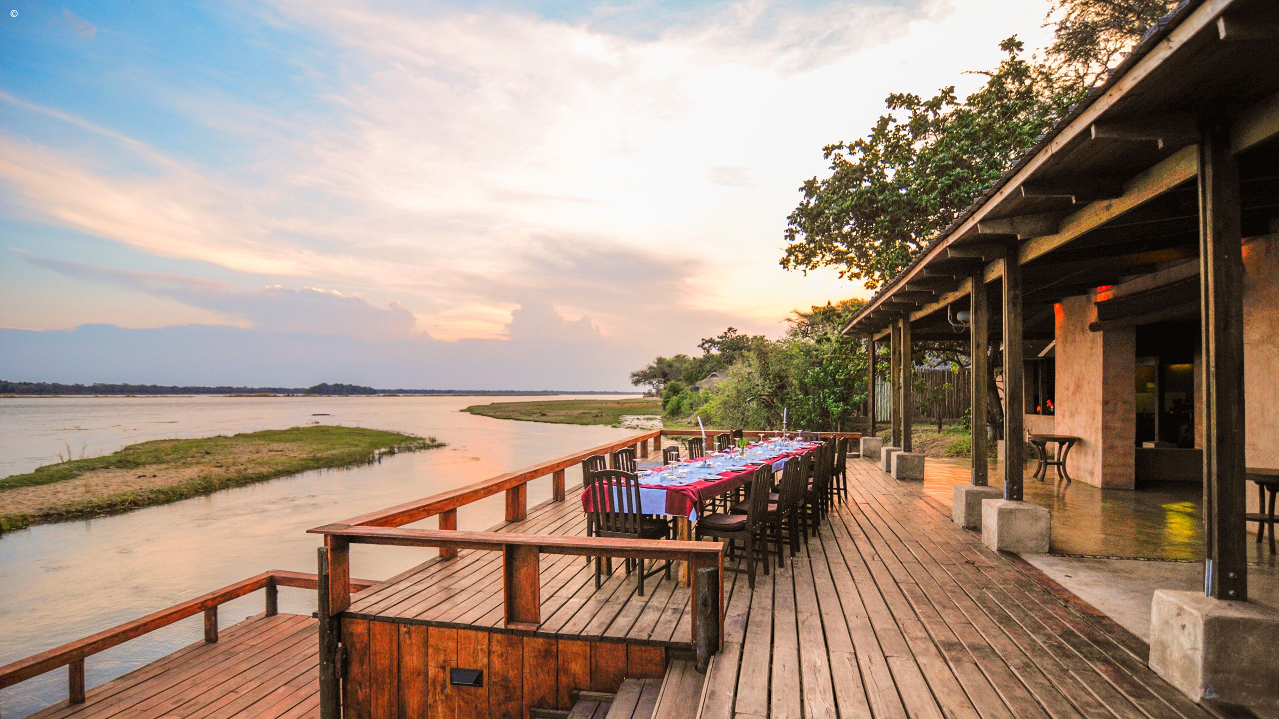 Royal Zambezi Lodge