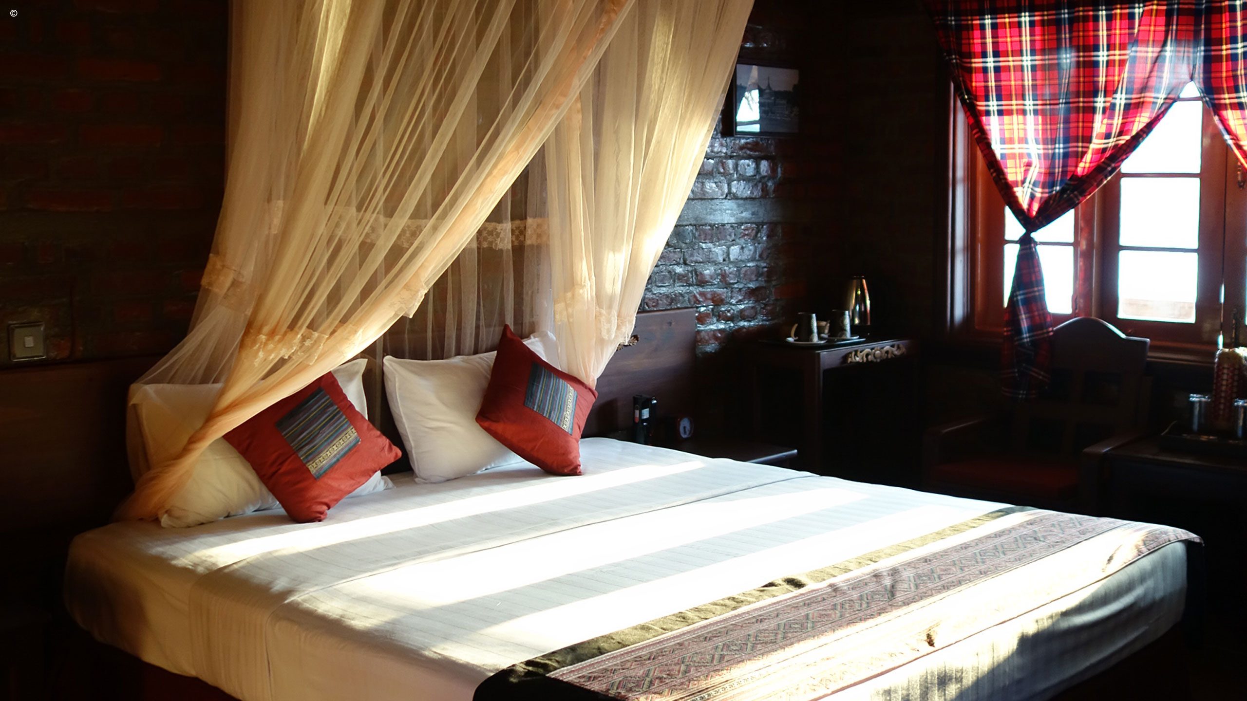 Riverside at Hsipaw Resort