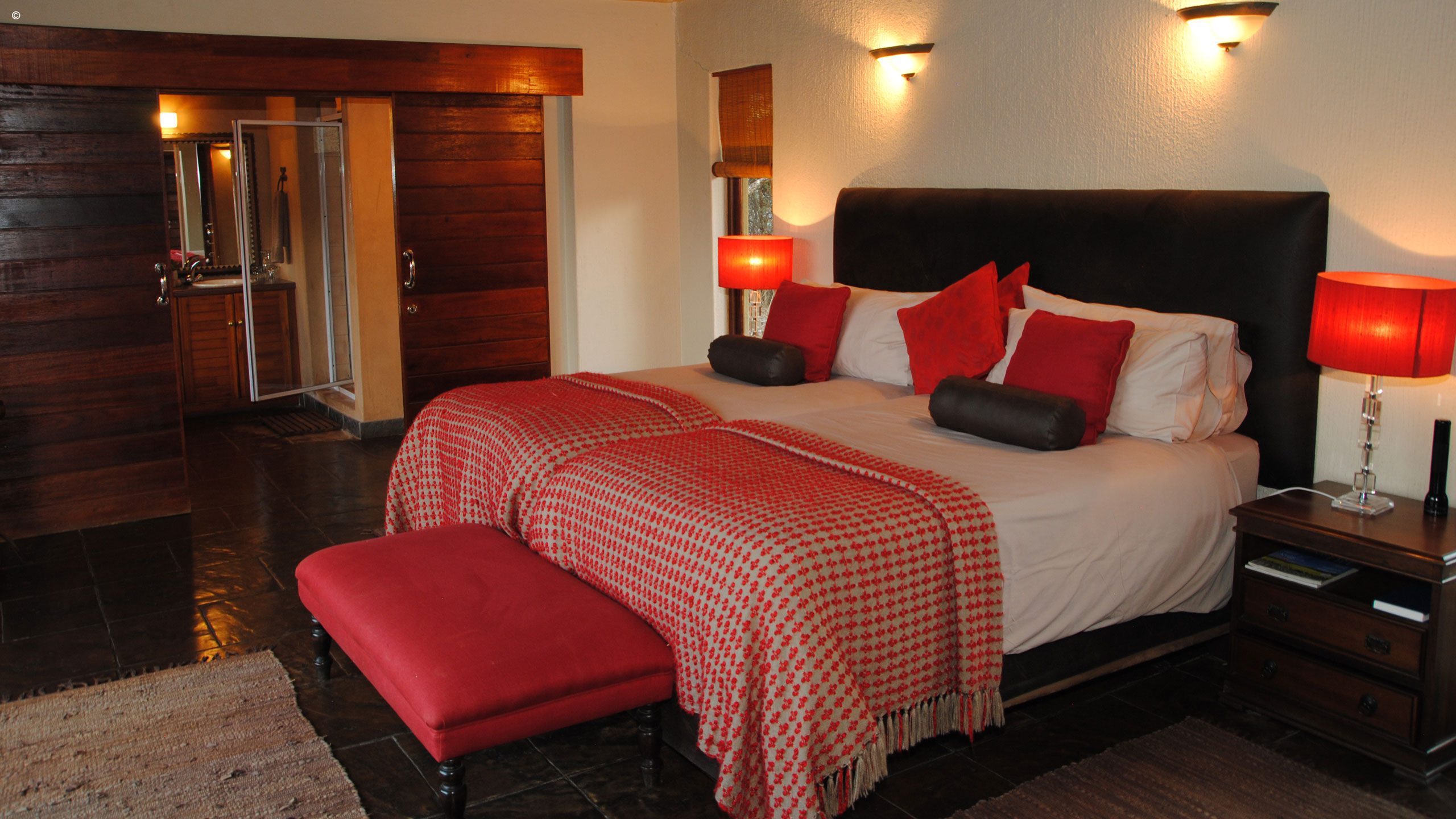 Thornybush Waterbuck Lodge