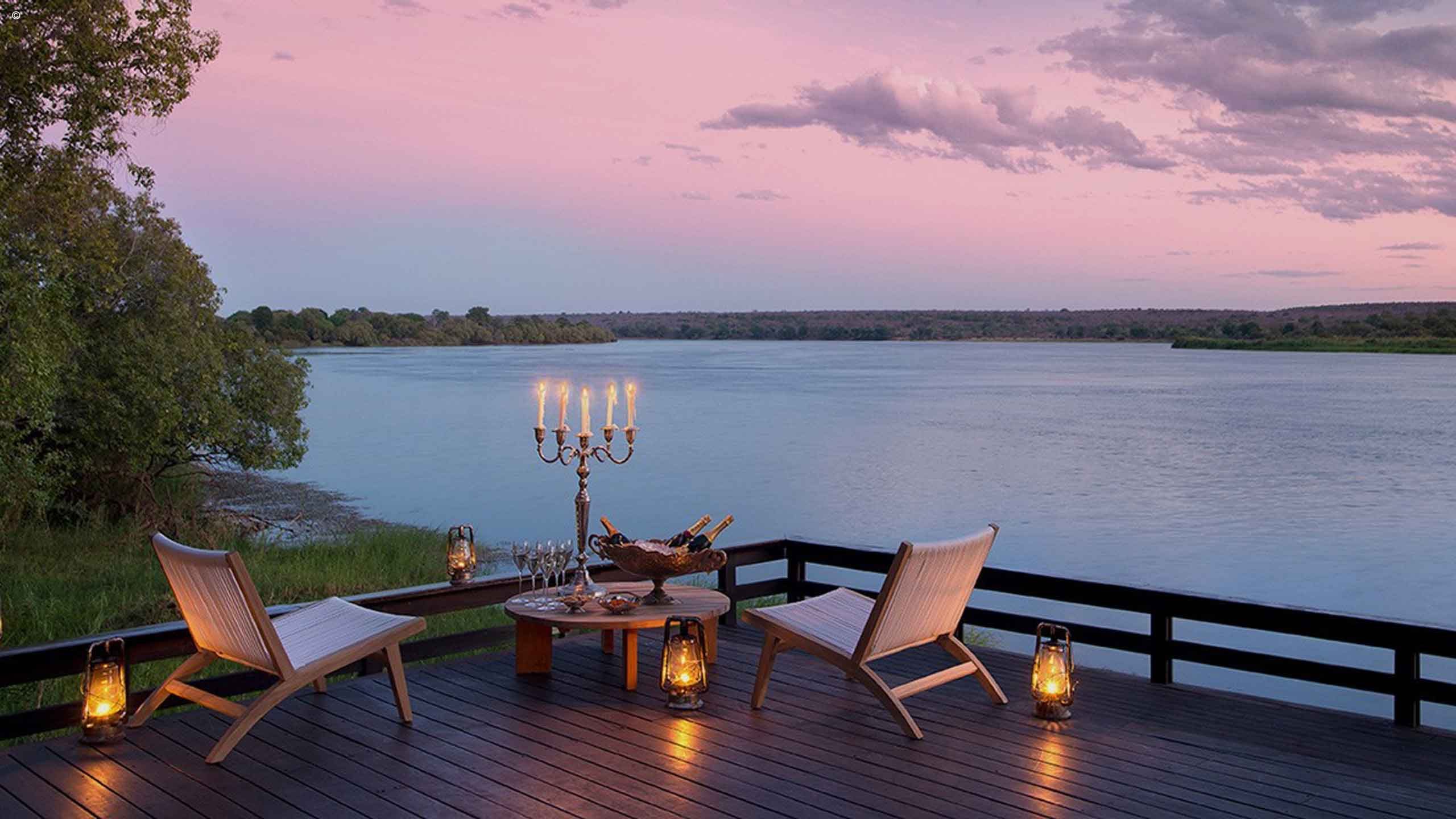 Royal Chundu River Lodge