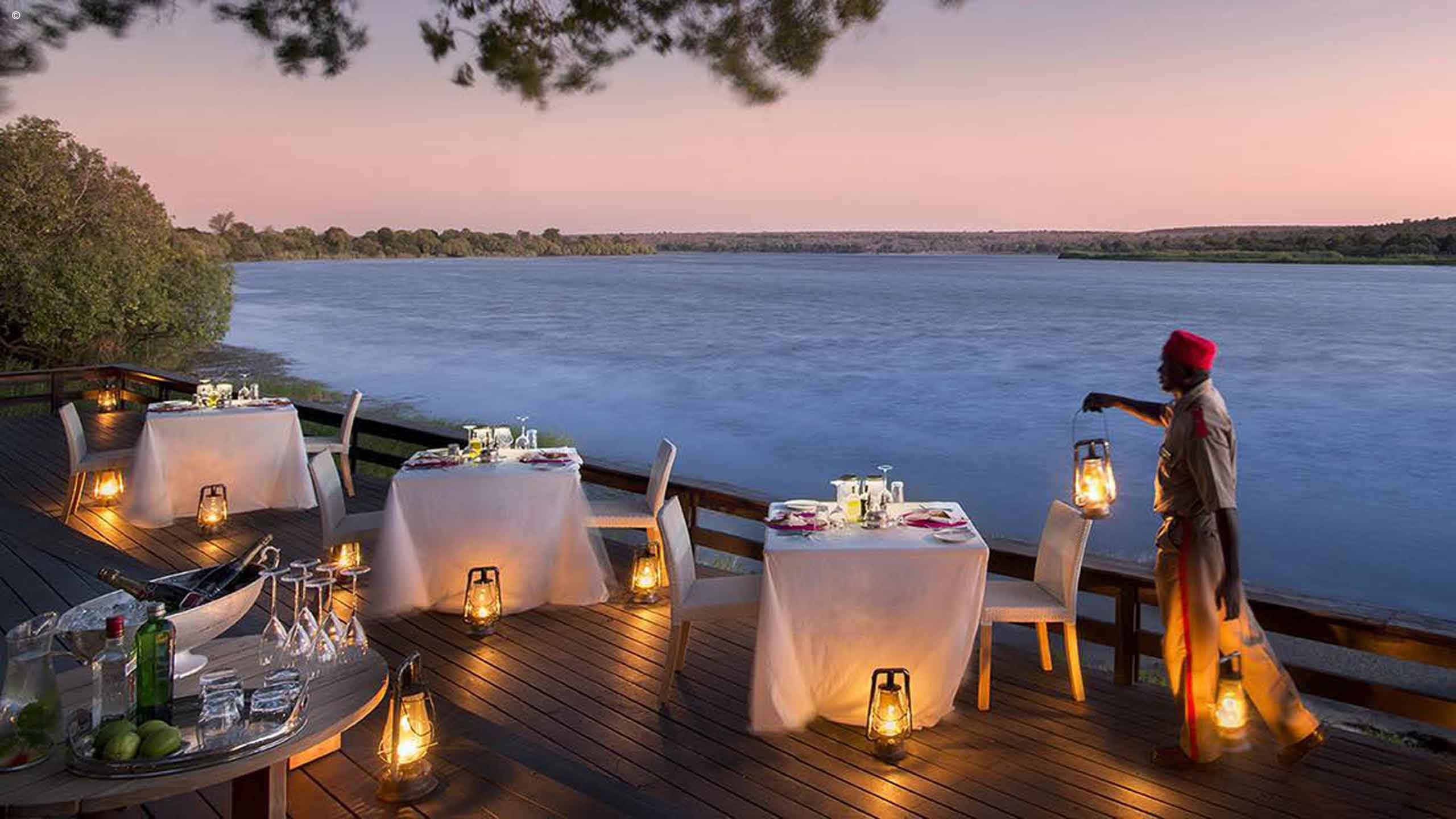 Royal Chundu River Lodge