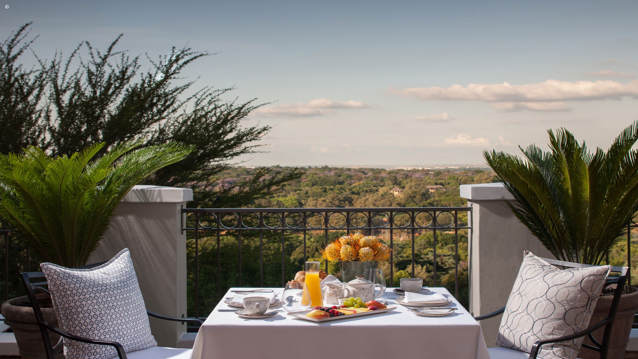 Four Seasons Hotel The Westcliff