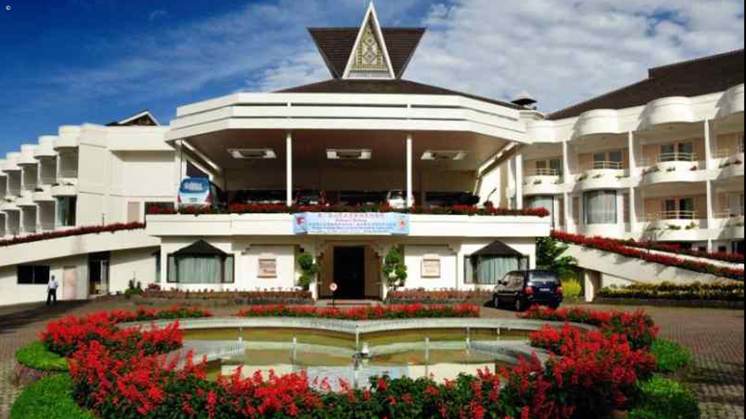 Grand Mutiara Hotel