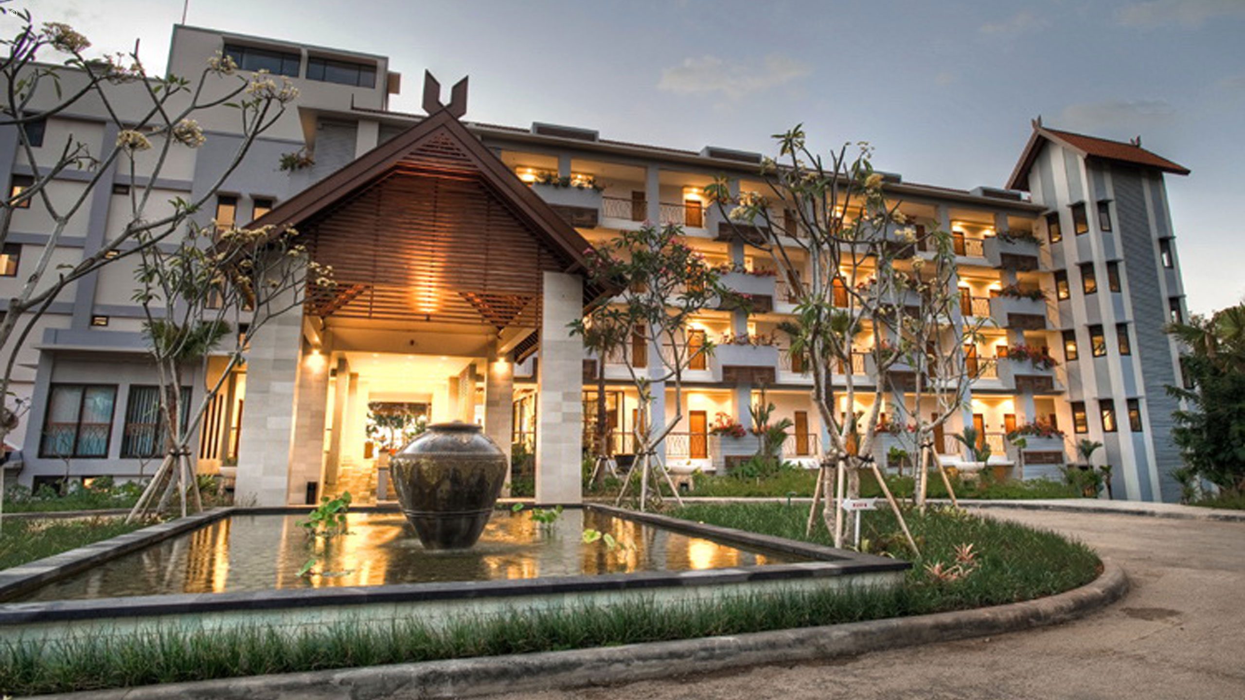 Bintang Flores Hotel