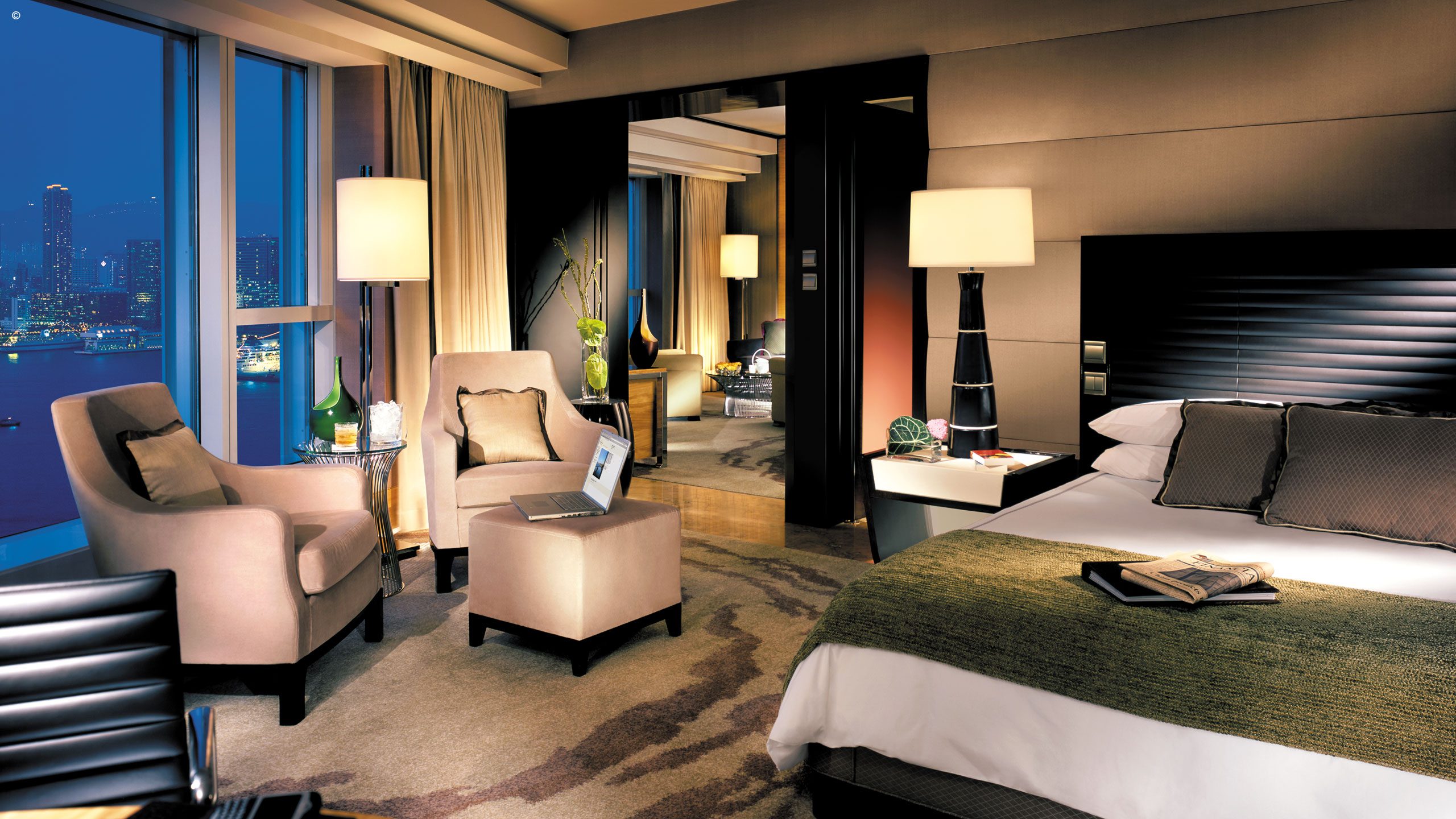 Four Seasons Hong Kong