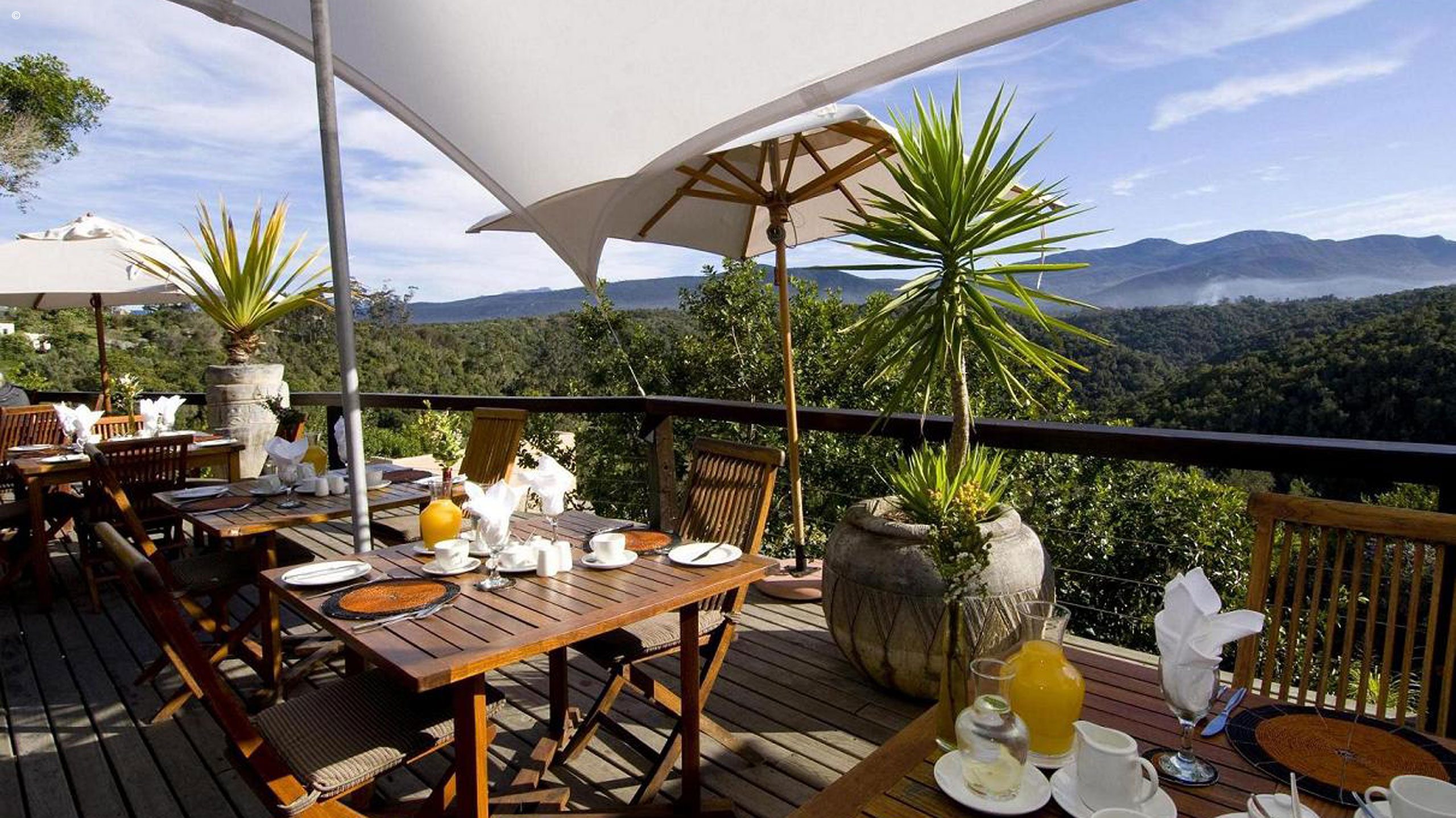 Hog Hollow Country Lodge