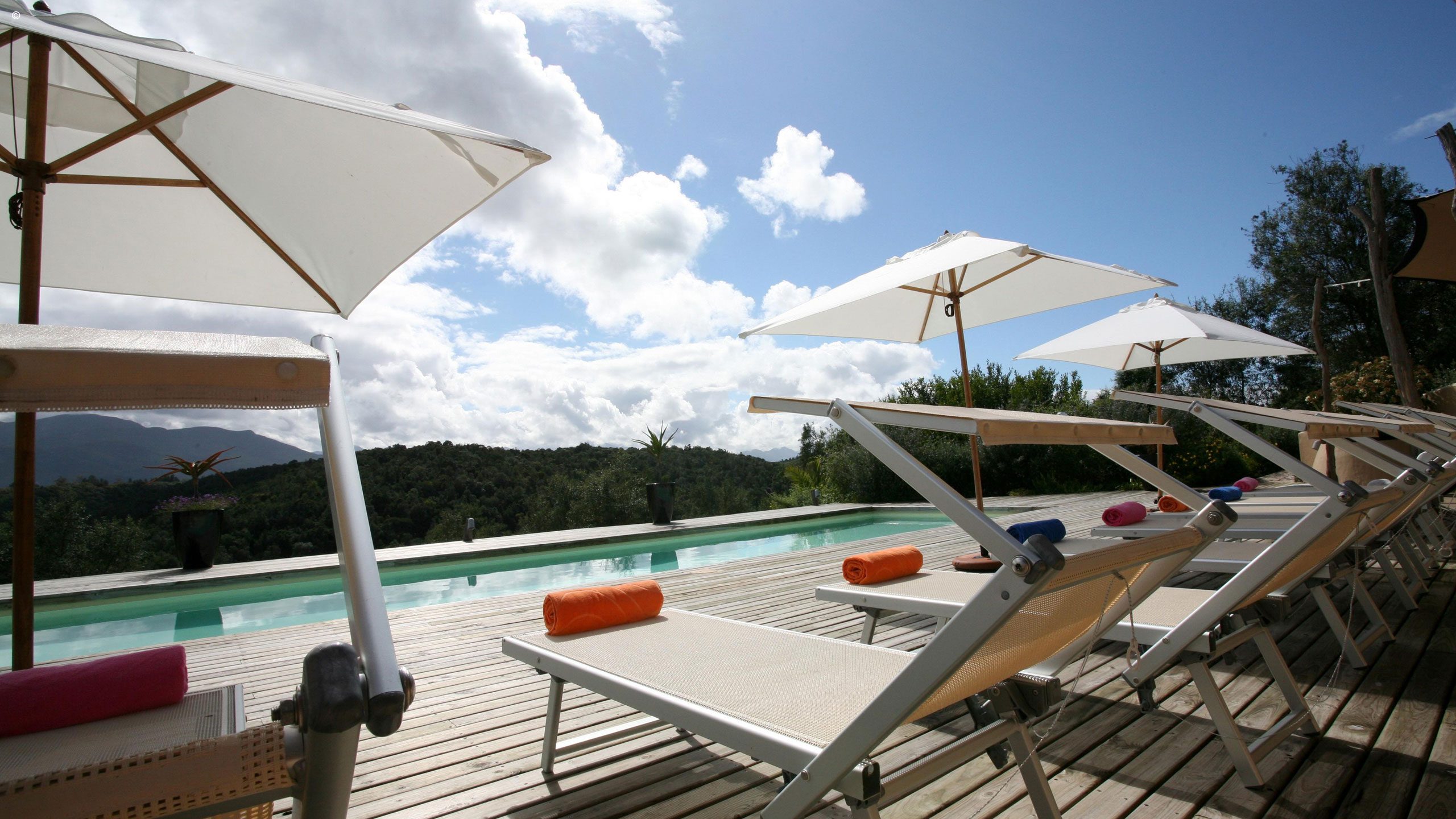 Hog Hollow Country Lodge