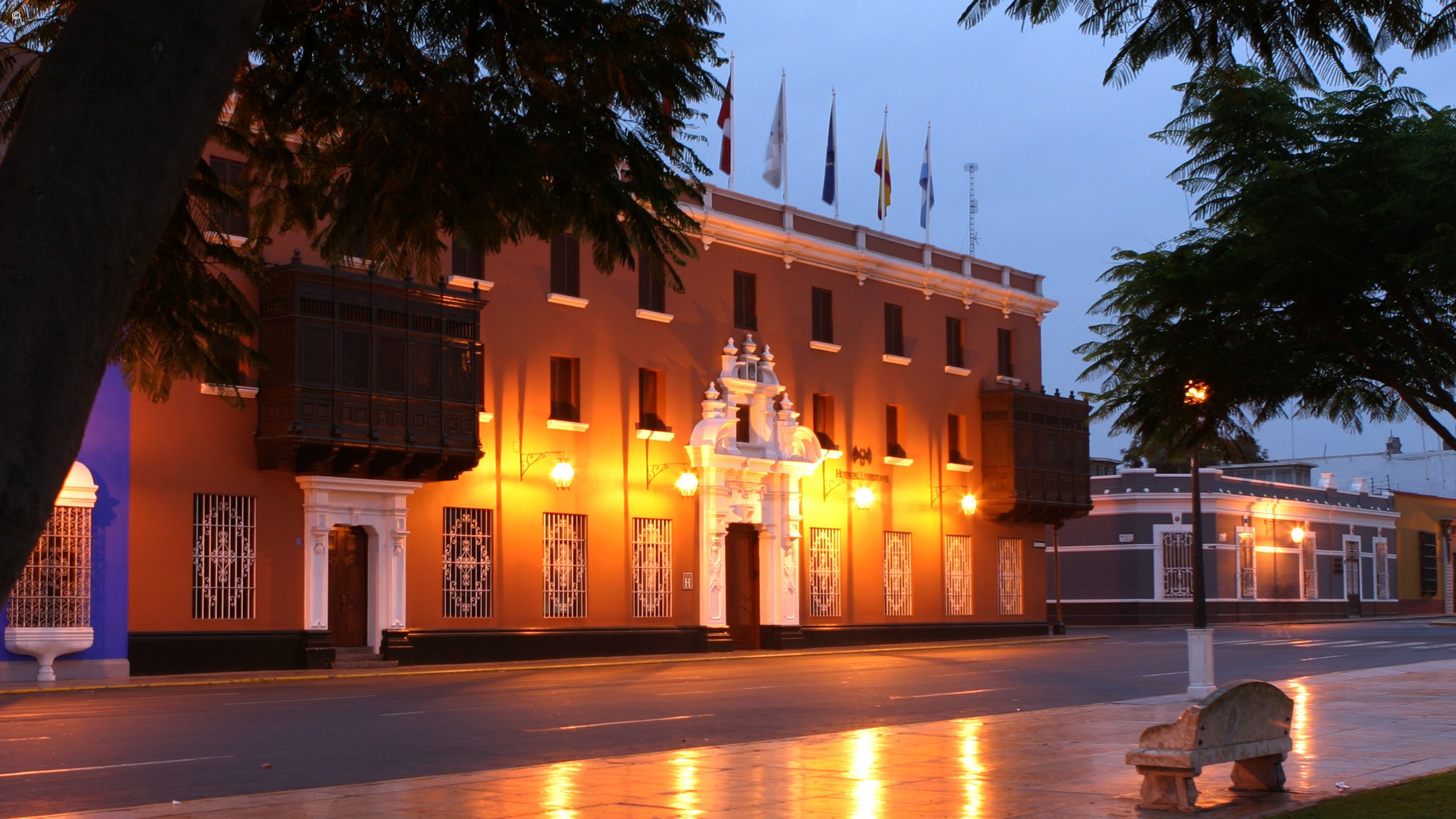 Costa del Sol Trujillo Centro