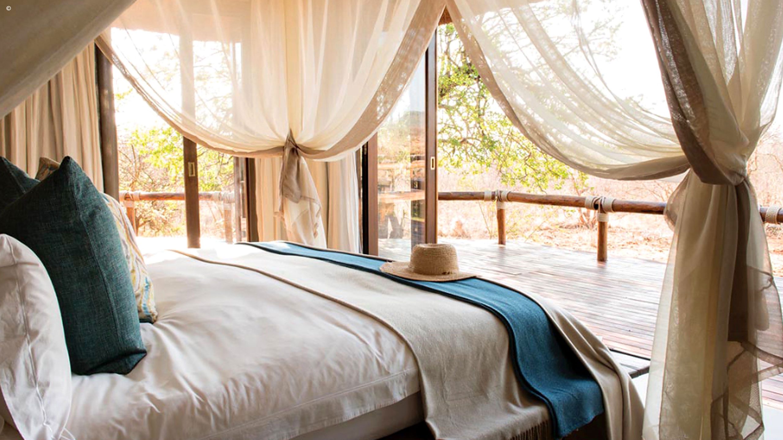 Little Madikwe Hills Private Lodge